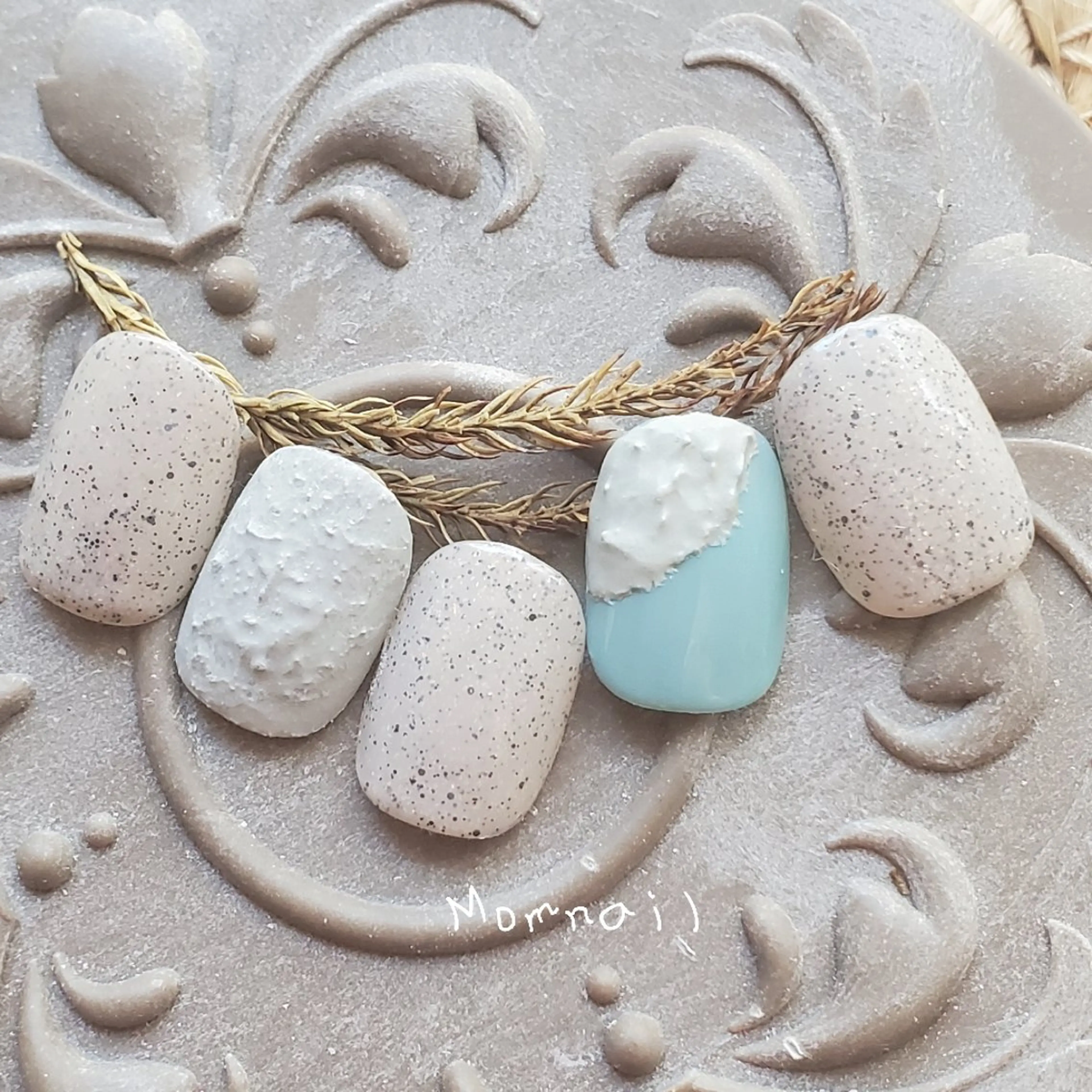 ネイル ニュアンスネイル MoM マムネイル原宿のネイルデザイン