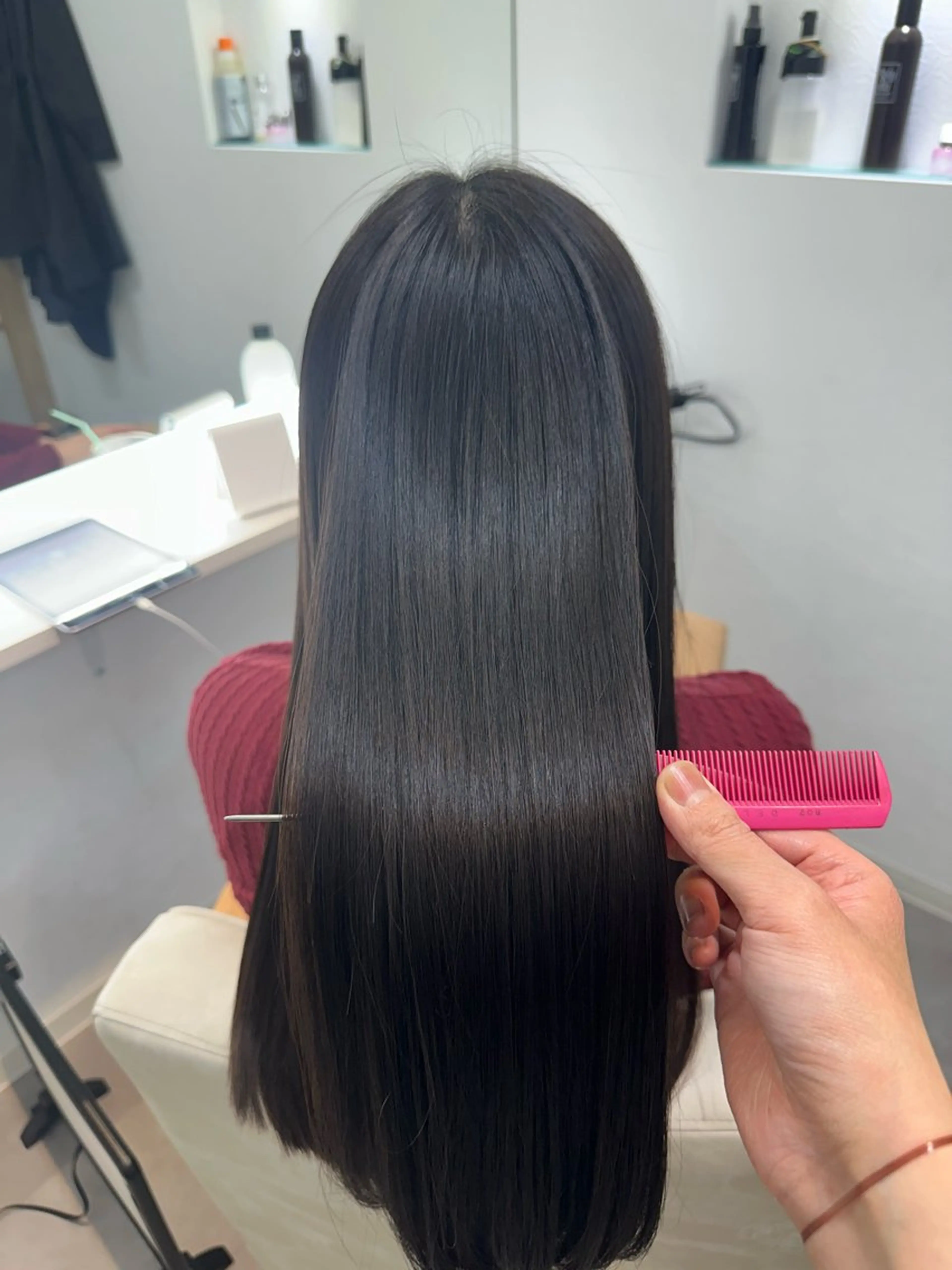 ロング カット 縮毛矯正 トリートメント 甲斐 飛鳥のヘアスタイル