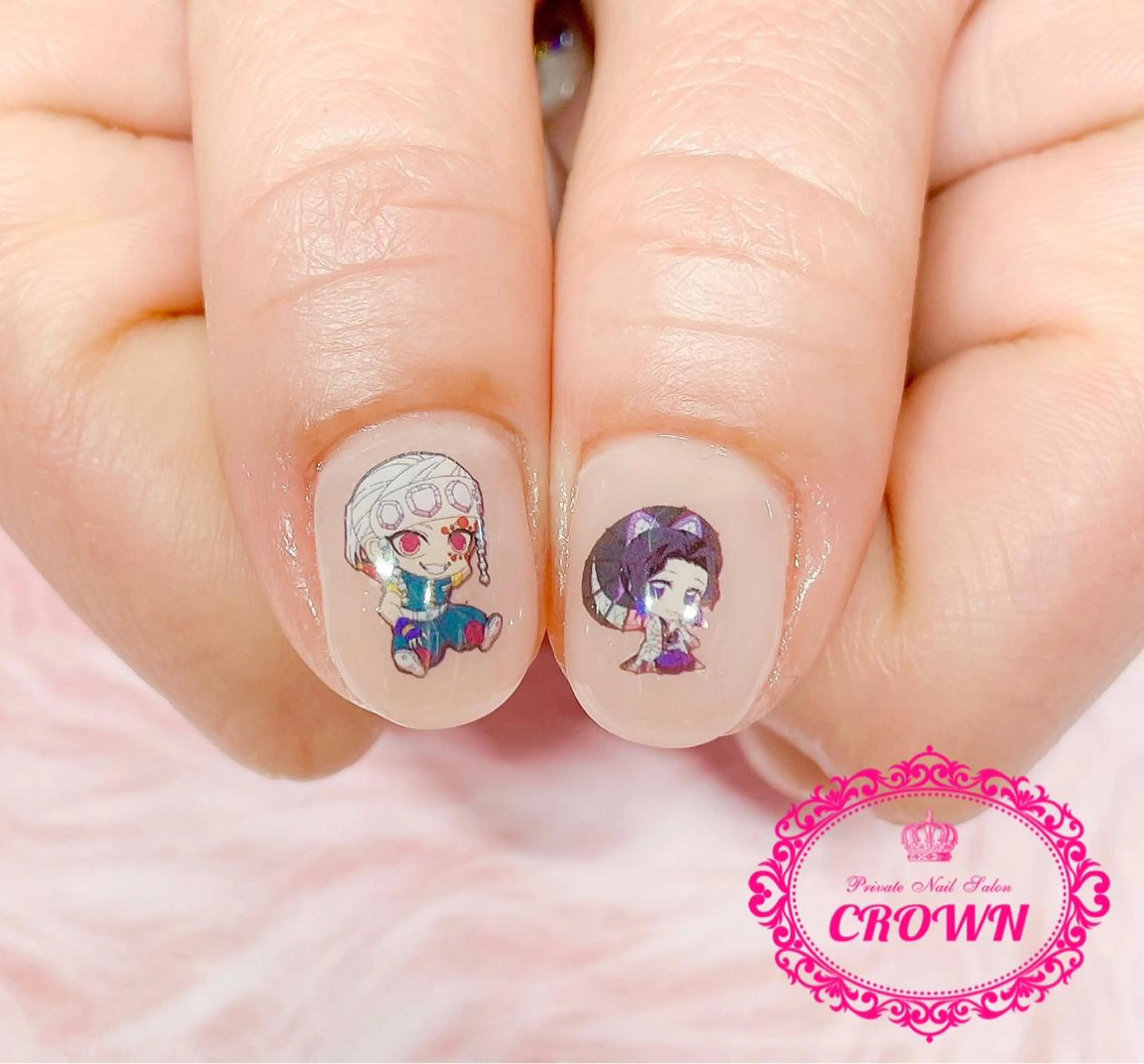 ネイル CROWN プライベートサロンのネイルデザイン