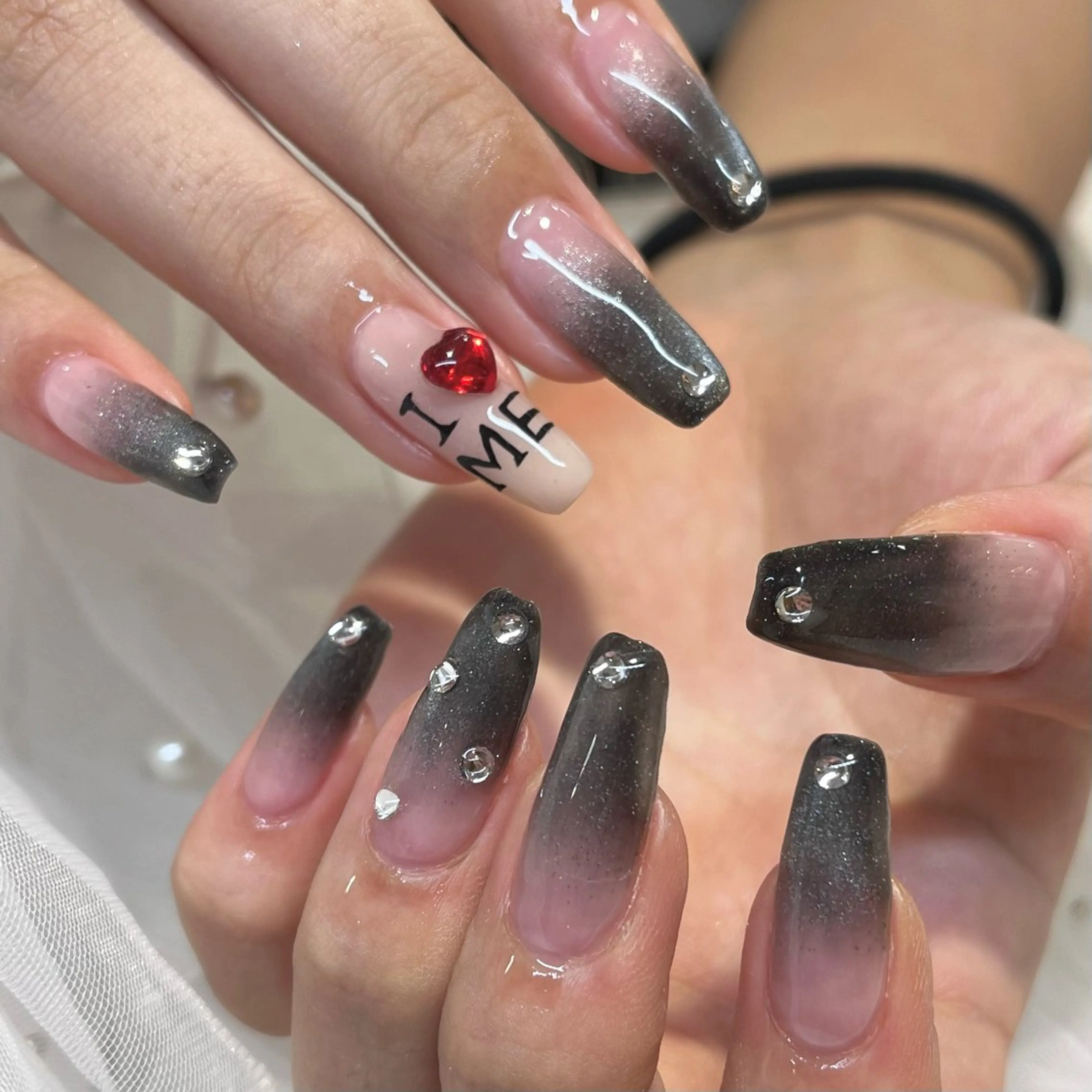 ネイル 内田 里穂のネイルデザイン