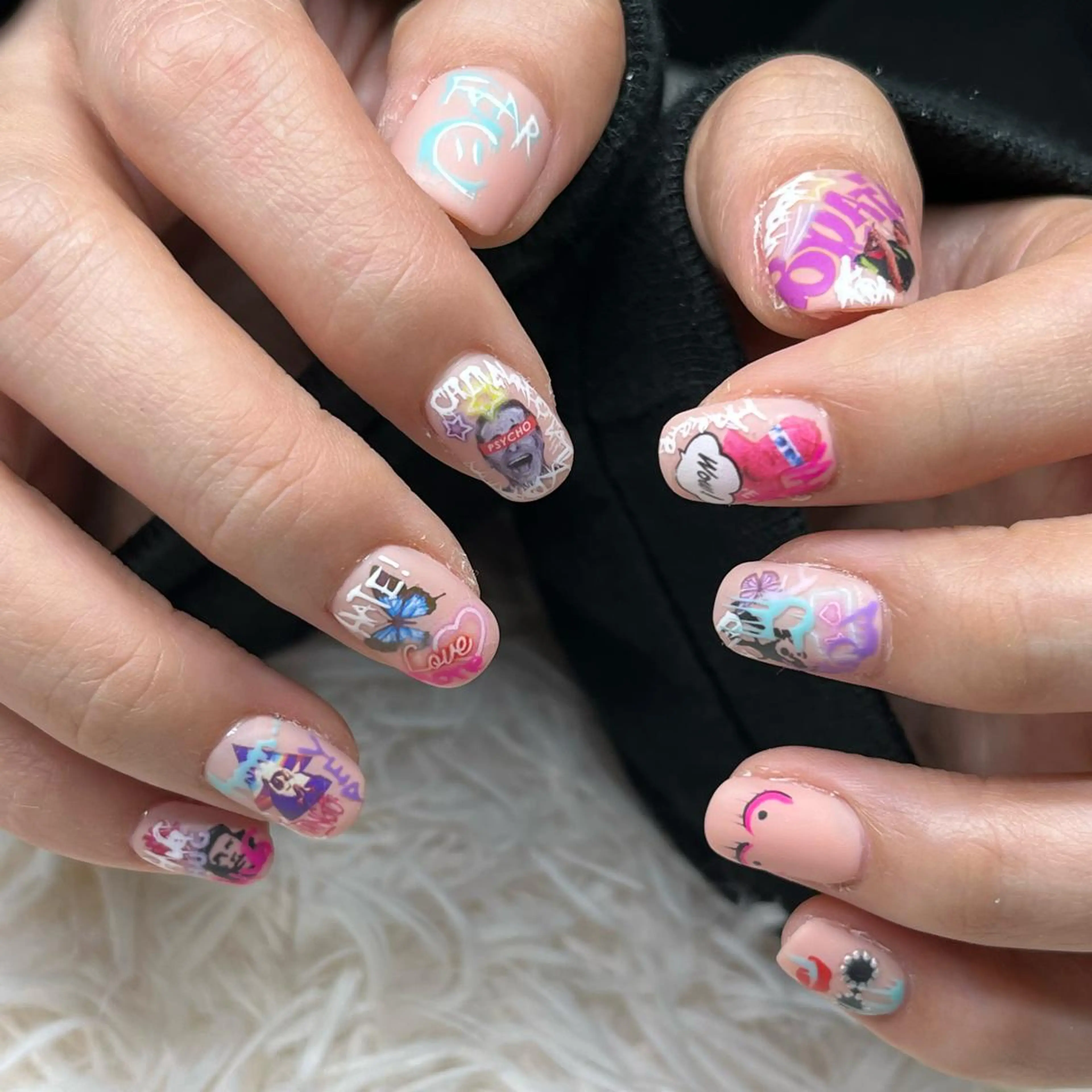 ネイル アートネイル クリアネイル フレンチネイル ジェルネイル ガラスフレンチ 🐕‍🦺Yappy 💗A-tanのネイルデザイン