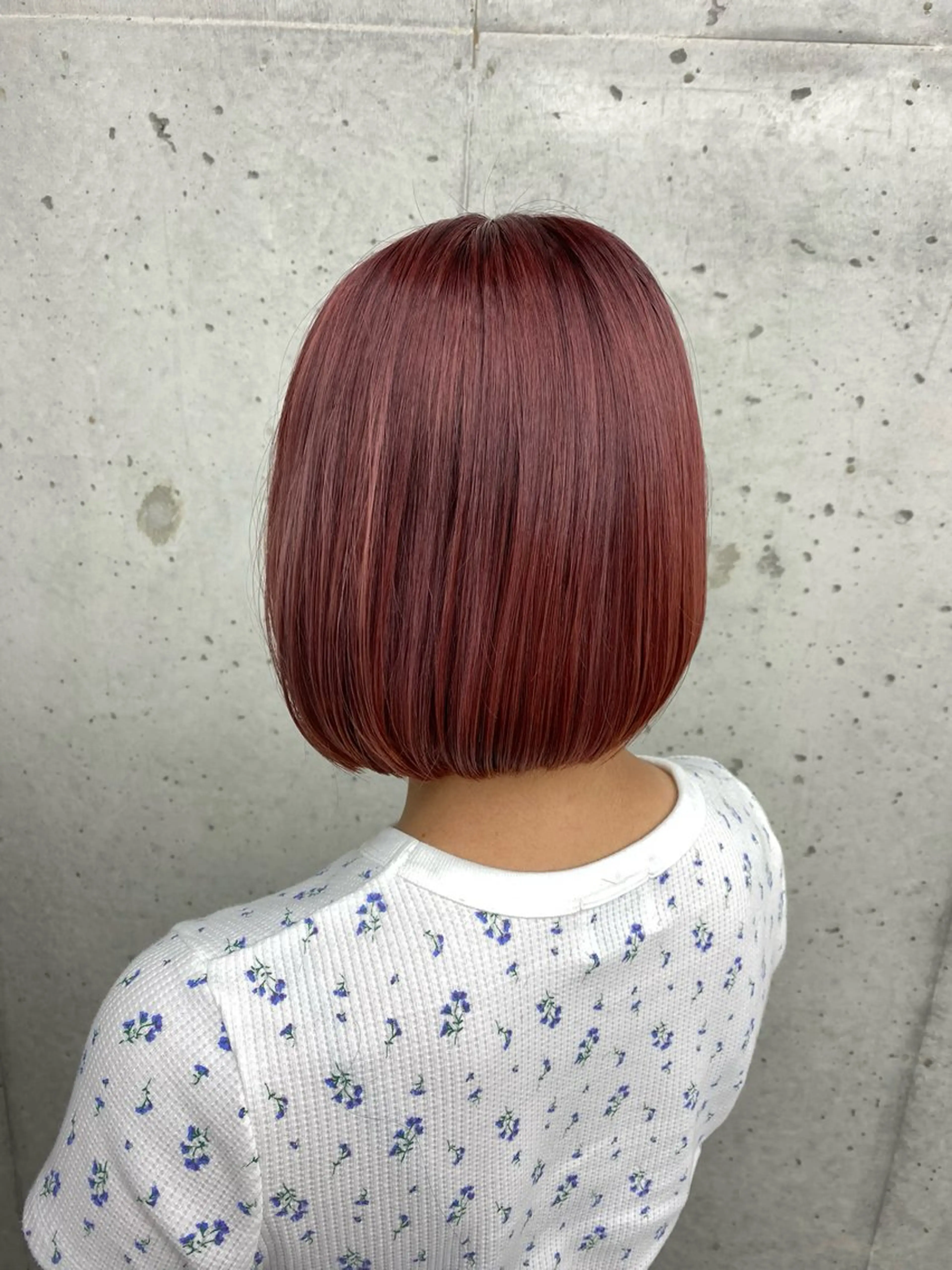 ショート カラー mei / レイヤー 顔まわり 🤍のヘアスタイル