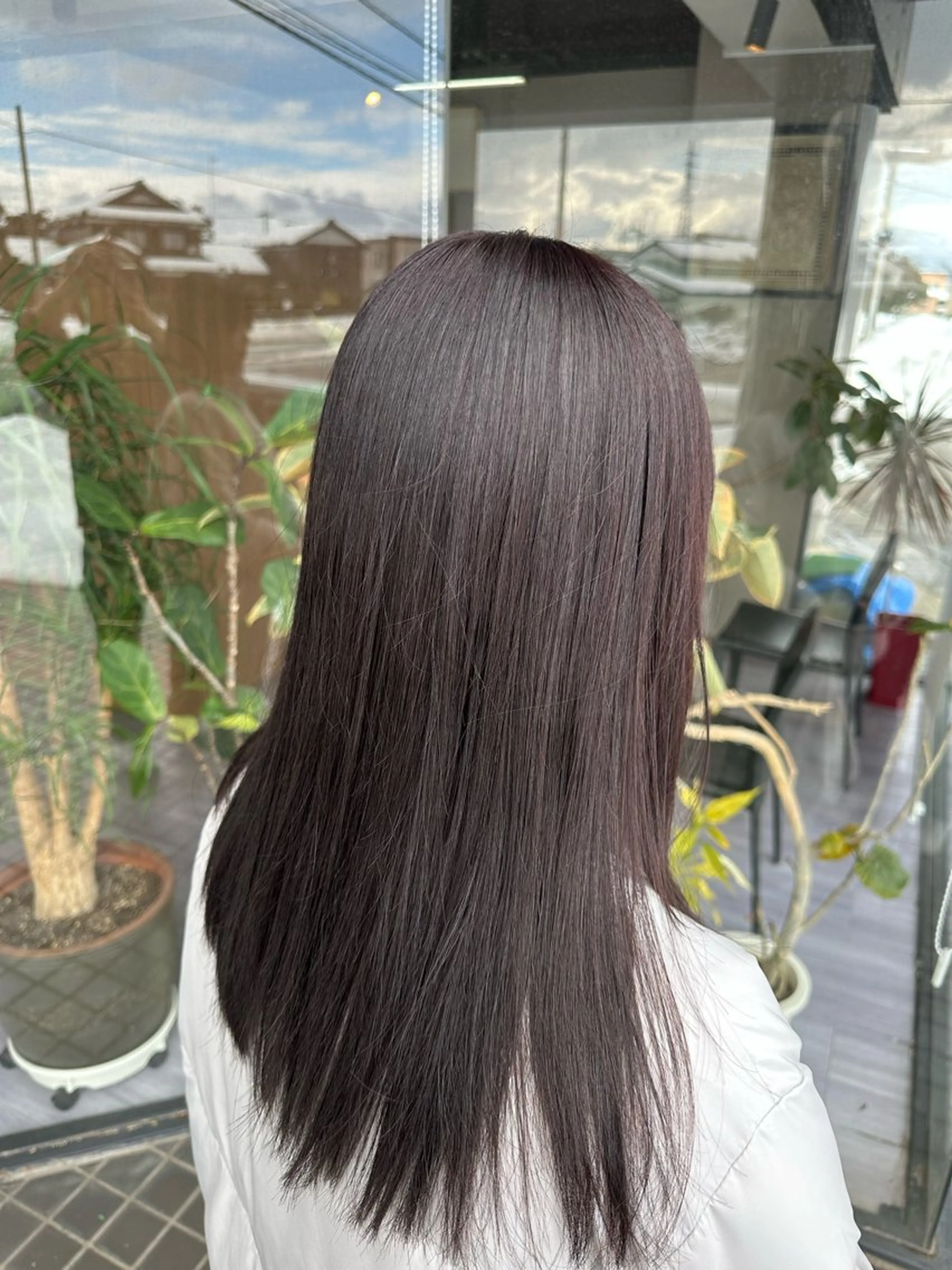 ロング カラー arika オケシ　リョウダイのヘアスタイル