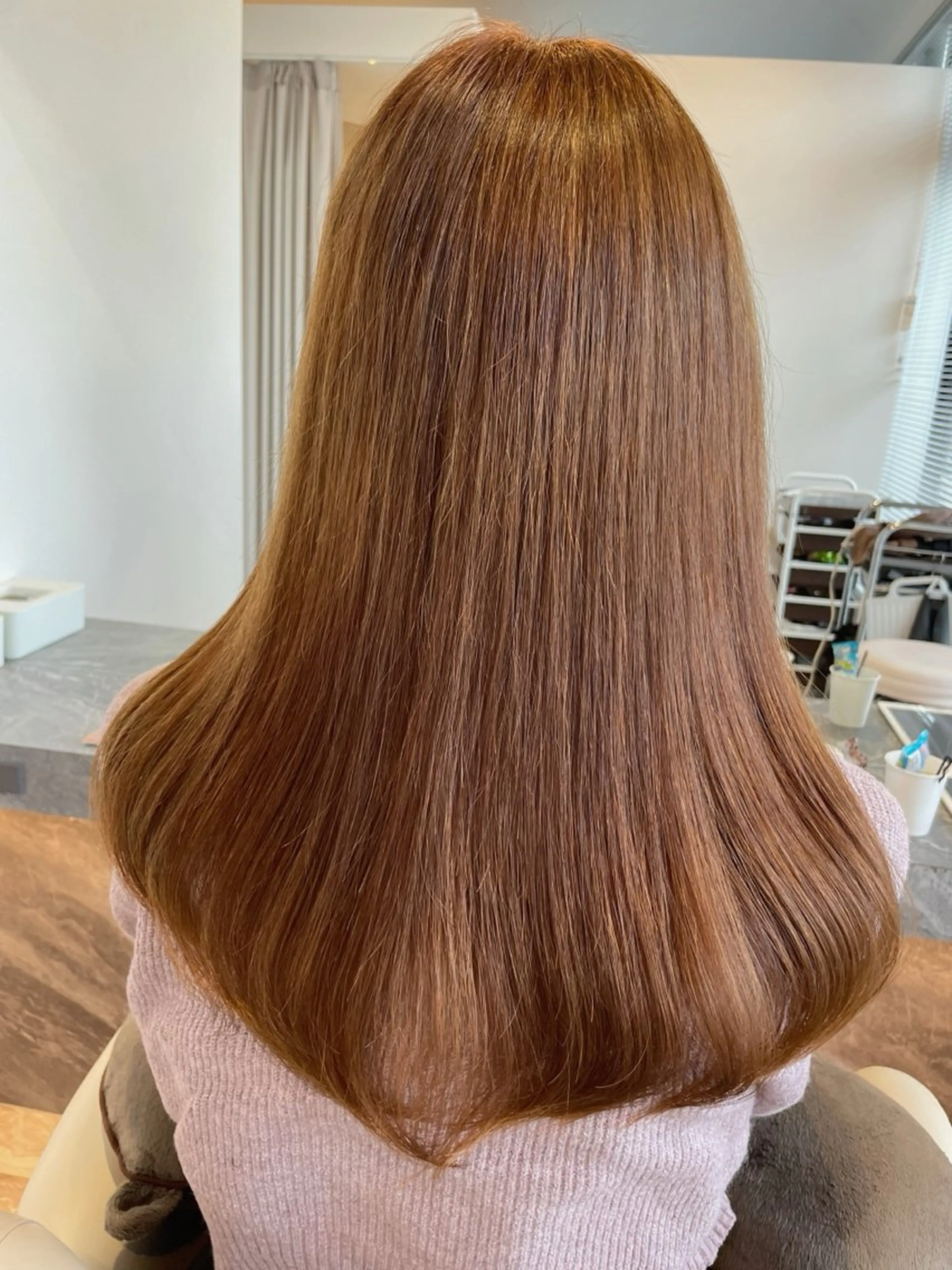 セミロング カラー カット ヘアカラー トリートメント 大谷 杏菜のヘアスタイル