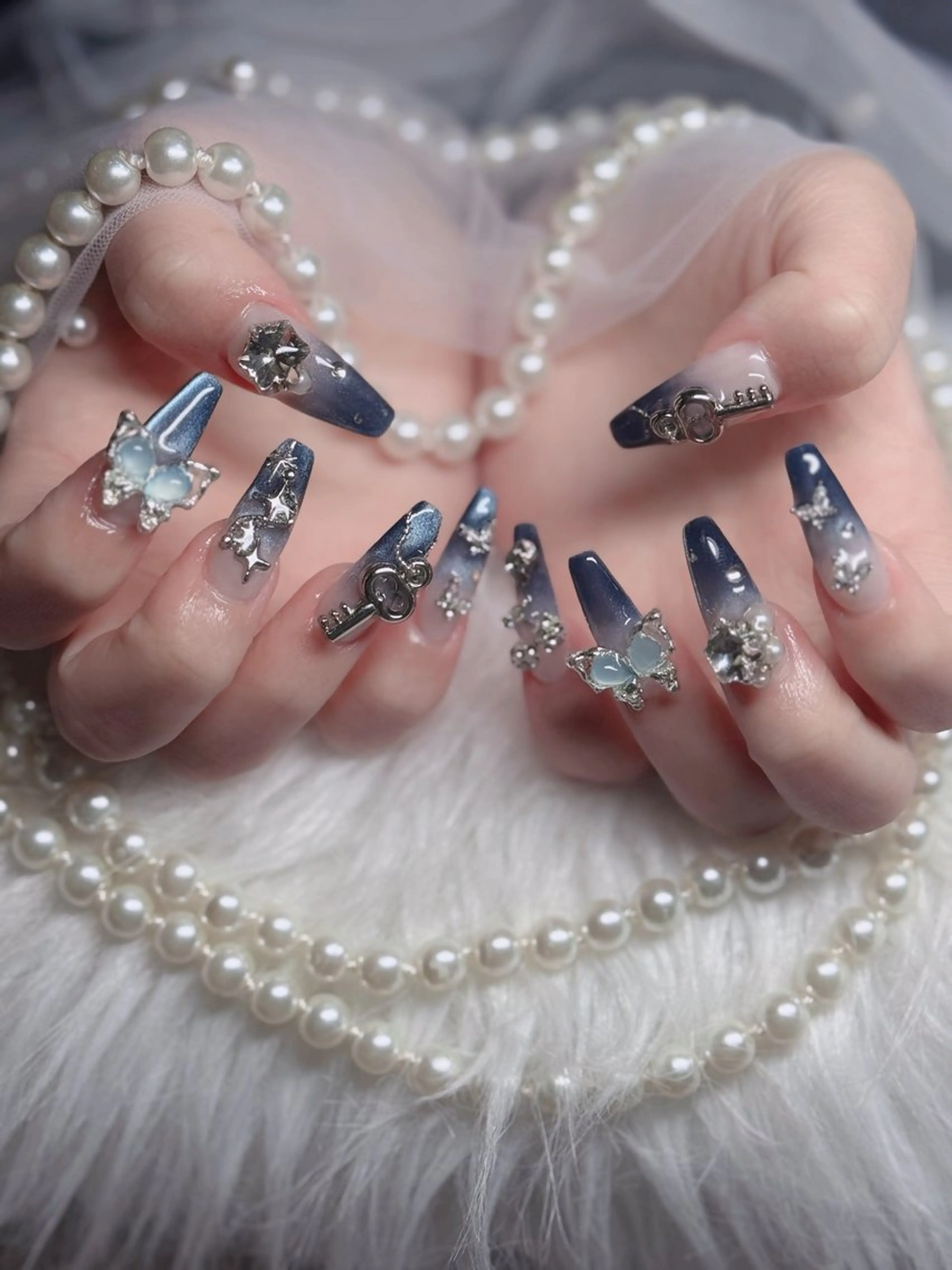 ネイル フレンチネイル ジェルネイル ハロウィン 韓国ネイル マグネットネイル ハンドネイル Hbaby nailのネイルデザイン