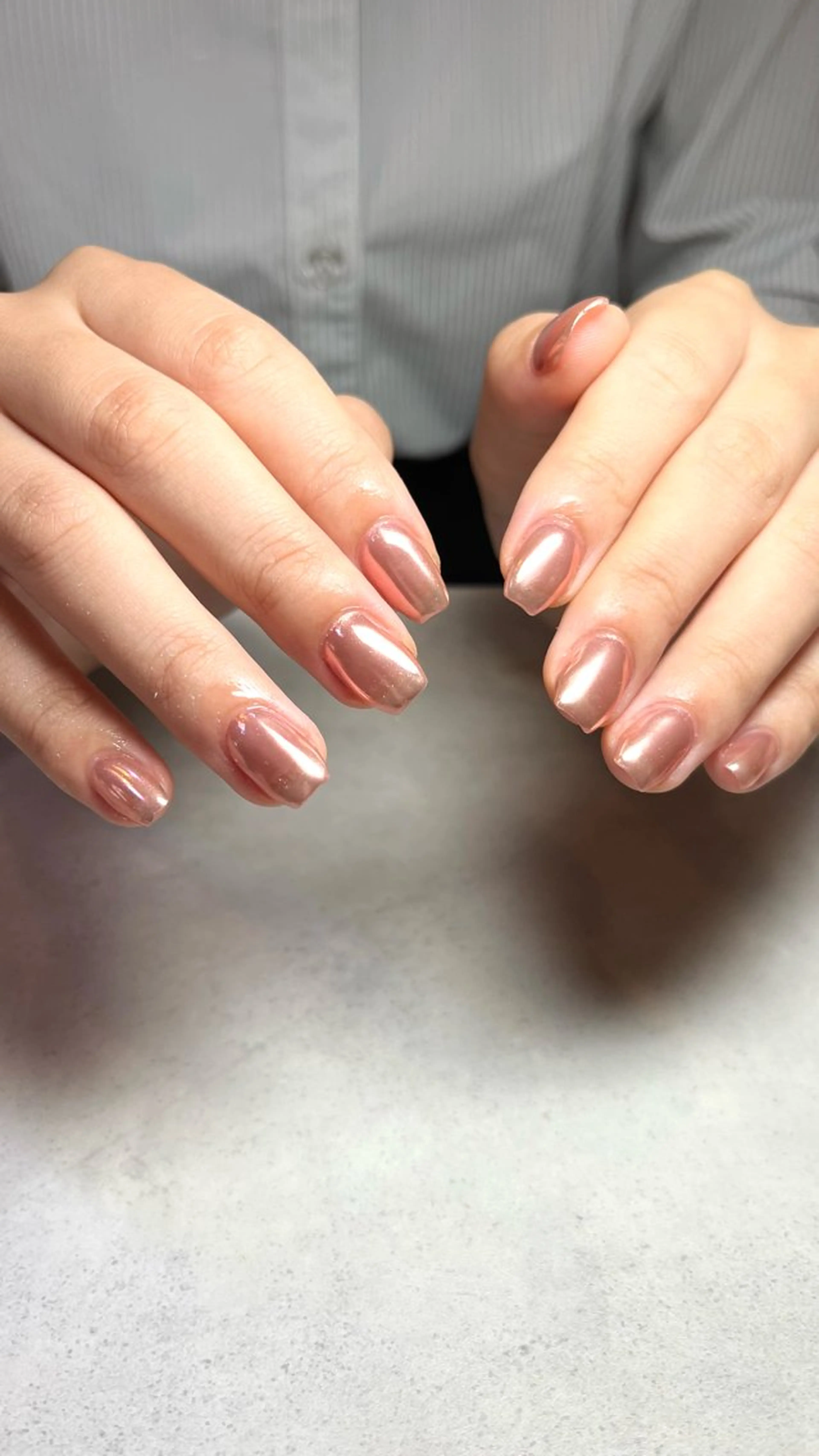 ネイル ミラーネイル ワンカラーネイル 🌻Sunrich Fuka🌻のネイルデザイン