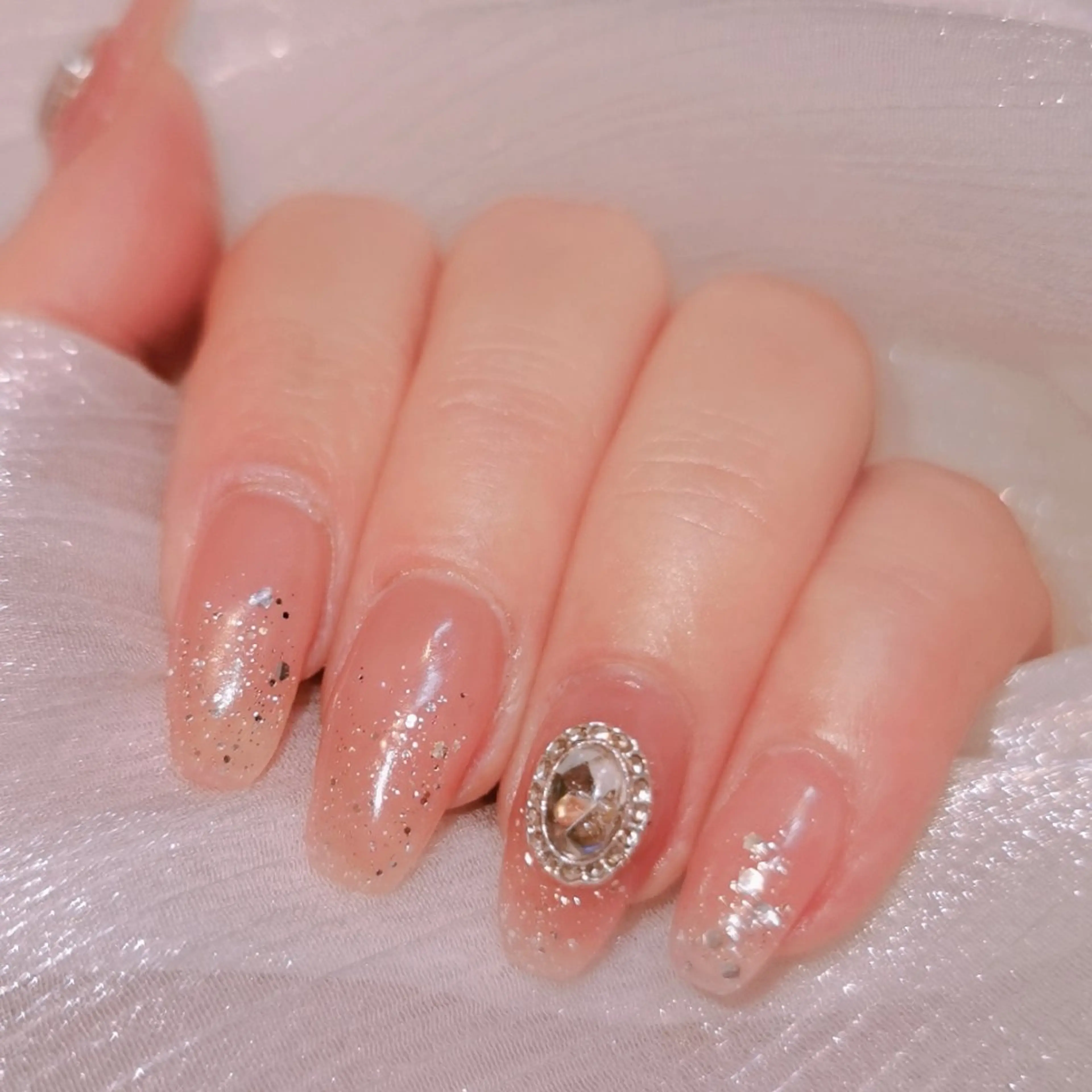 ネイル ハンドネイル フィルイン・深爪矯正 長さ出し🎀のネイルデザイン