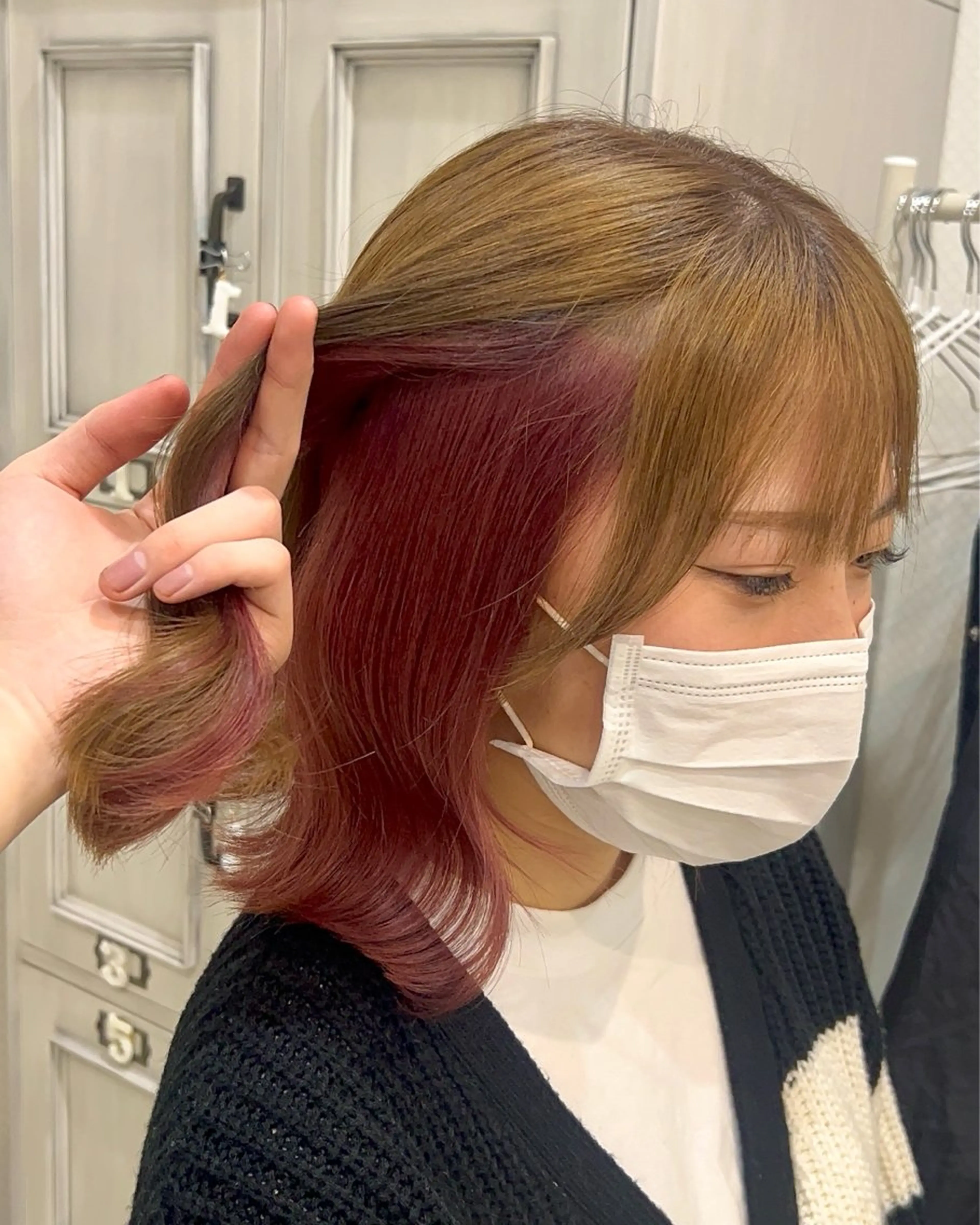 ミディアム カラー アッシュ インナーカラー ピンクカラー ローズカラー ヘアカラー 大竹里旺/belle /インナーカラーのヘアスタイル