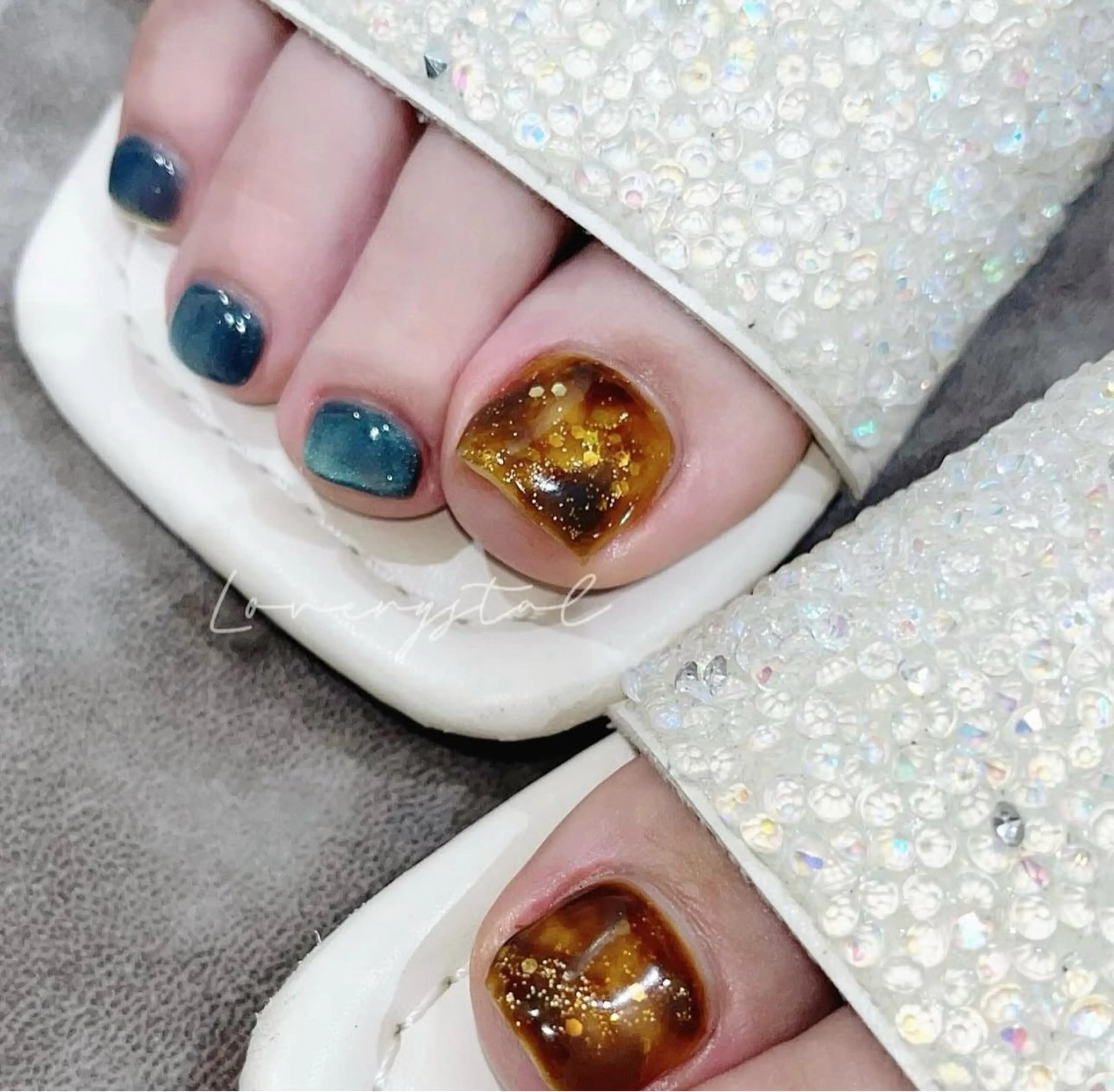 ネイル フットネイル Loverystal アイミのマツエク・マツパデザイン