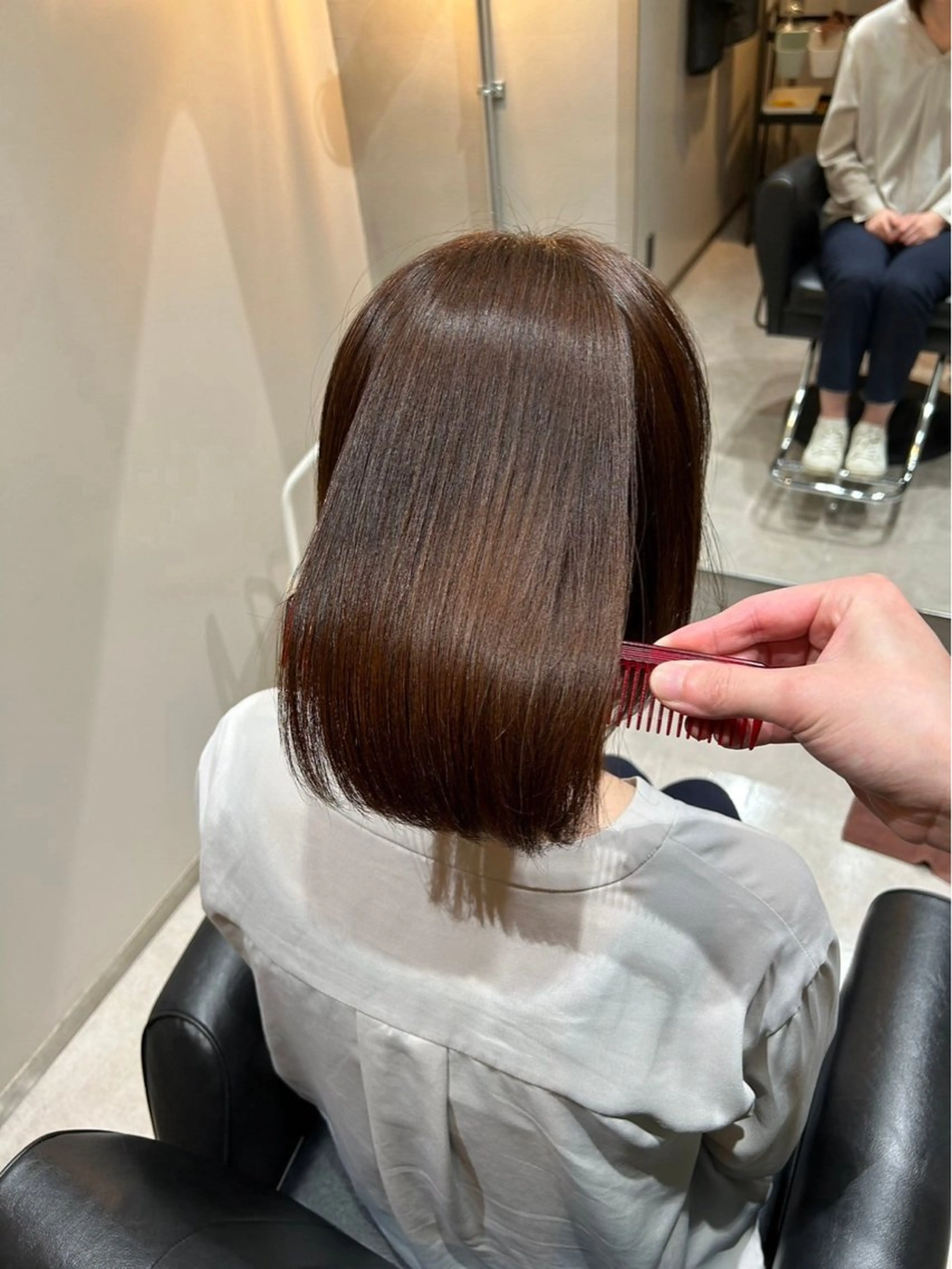 ミディアム カラー カット 縮毛矯正 トリートメント 脱白髪染め美容師 竹内涼乃のヘアスタイル