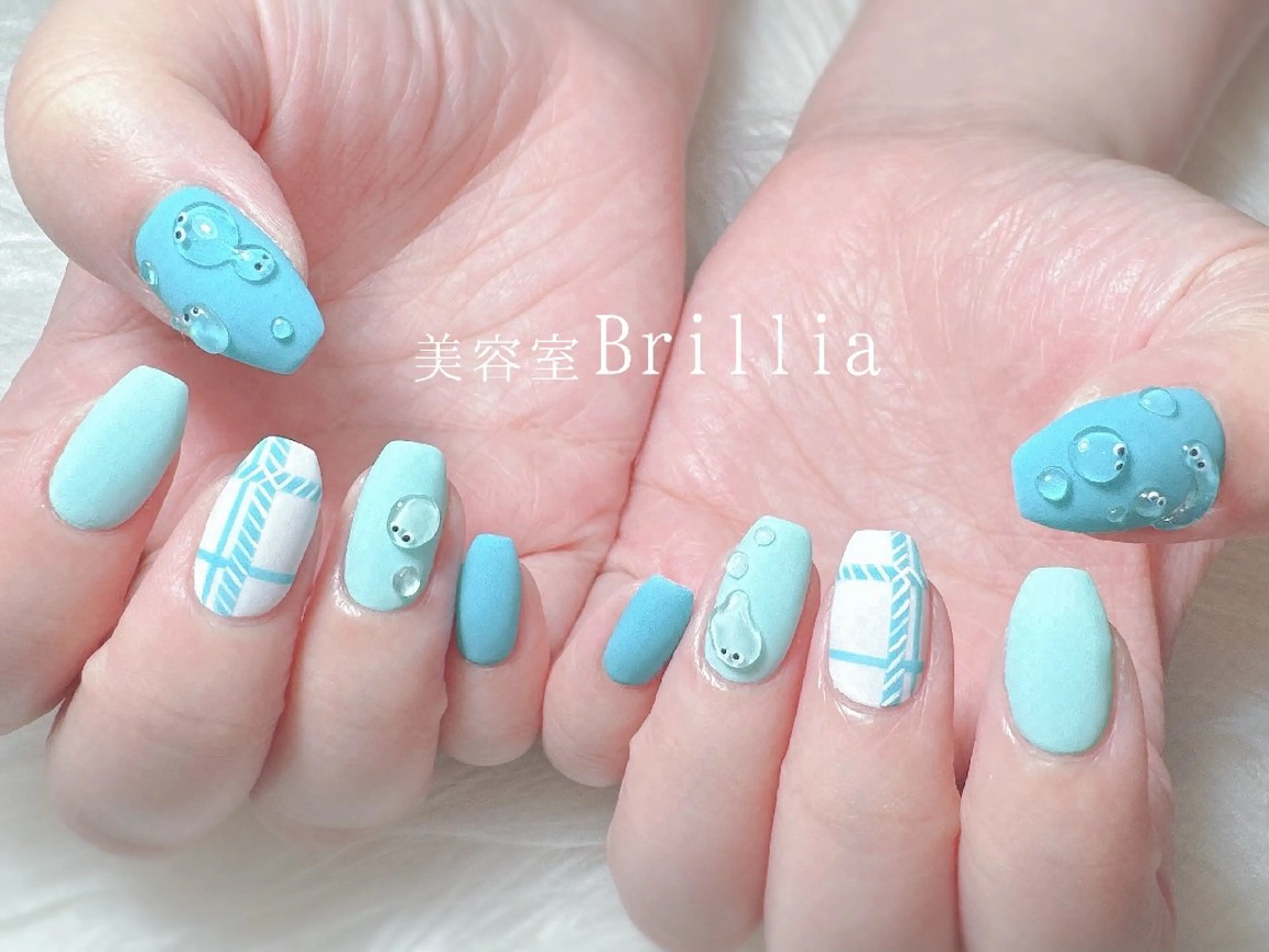 ネイル ハンドネイル 柴田 彩のネイルデザイン