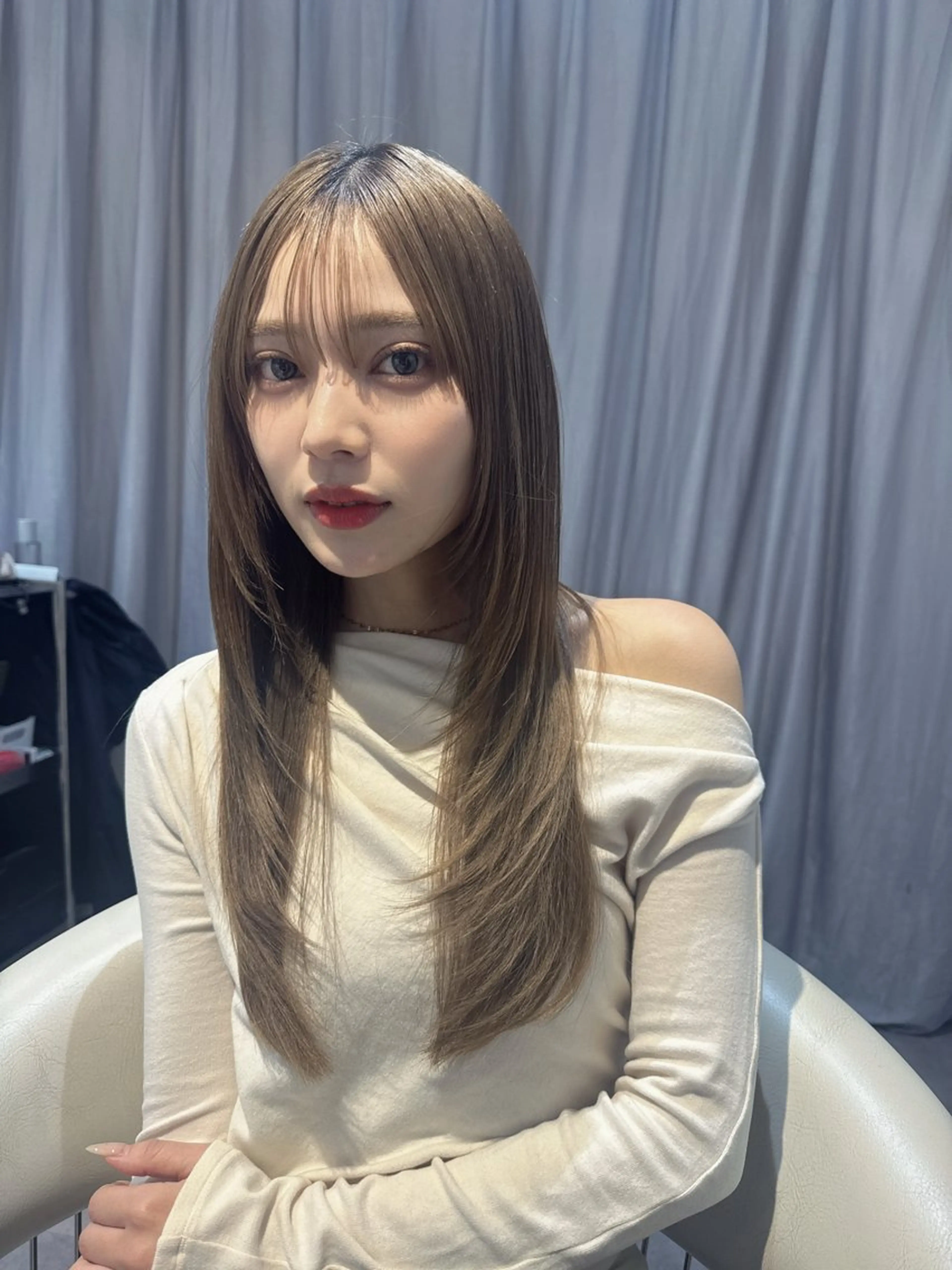 ロング カラー 顔まわりレイヤー レイヤーカット 小顔カット カット ヘアカラー トリートメント 💎透明感カラー特化 💎TAISEIのヘアスタイル