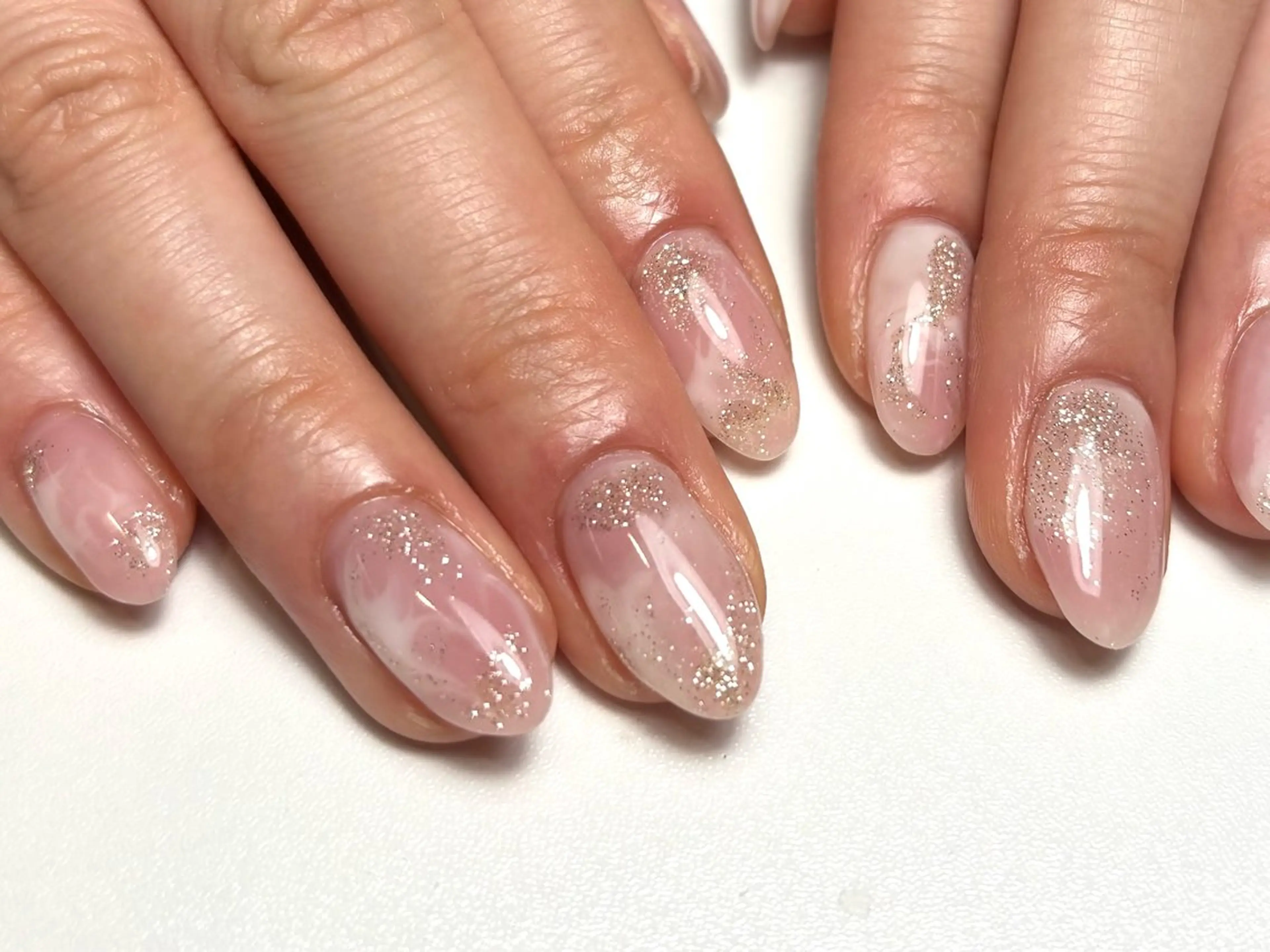 ミディアム ハンドネイル Nailsalon Puttiのネイルデザイン