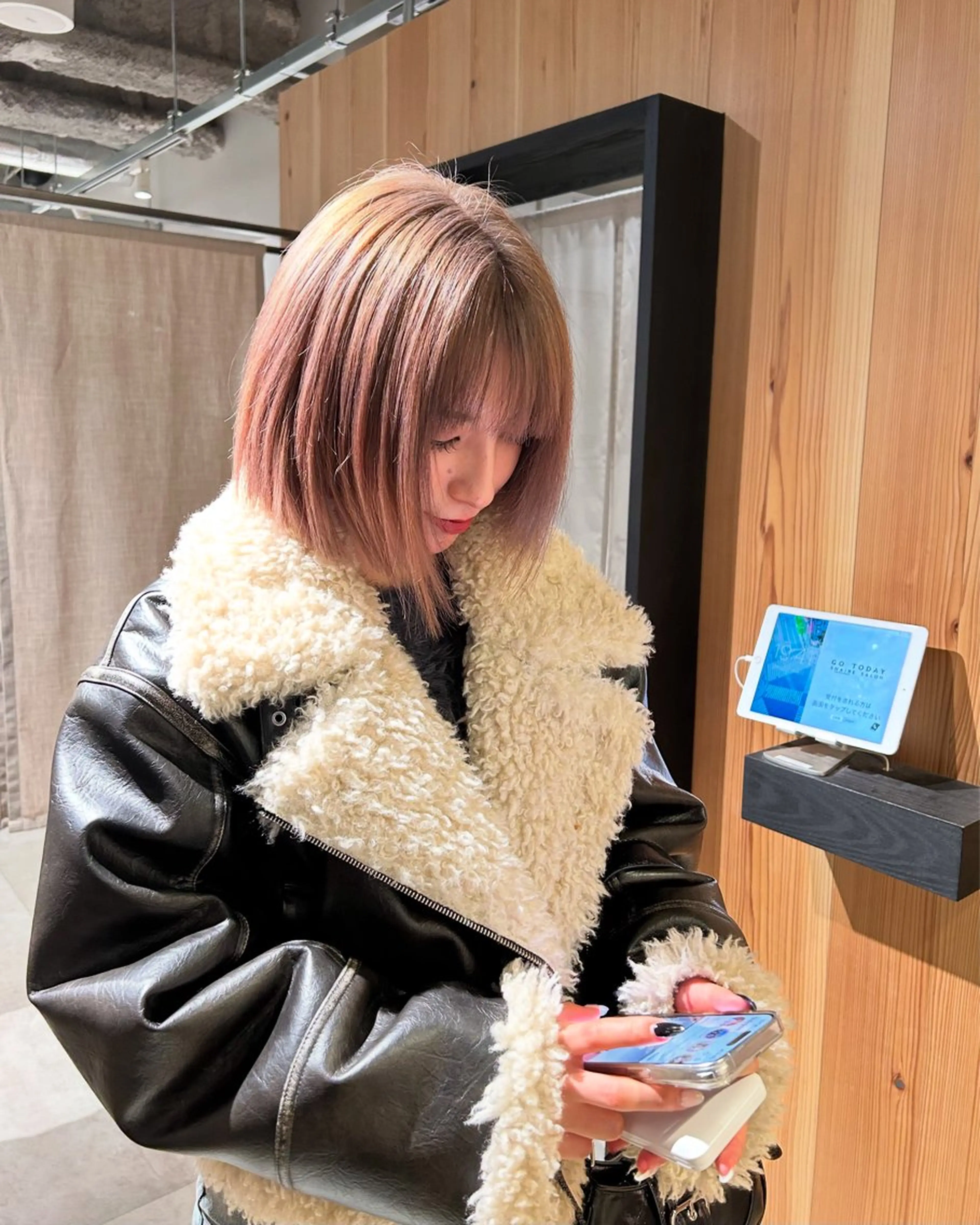 ショート カラー ベージュカラー ミルクティーベージュ ボブ GO TODAY  SHAIRE  SALON   渋谷モディ所属・スキバサミを使わない カット🌼唯🌼のヘアスタイル