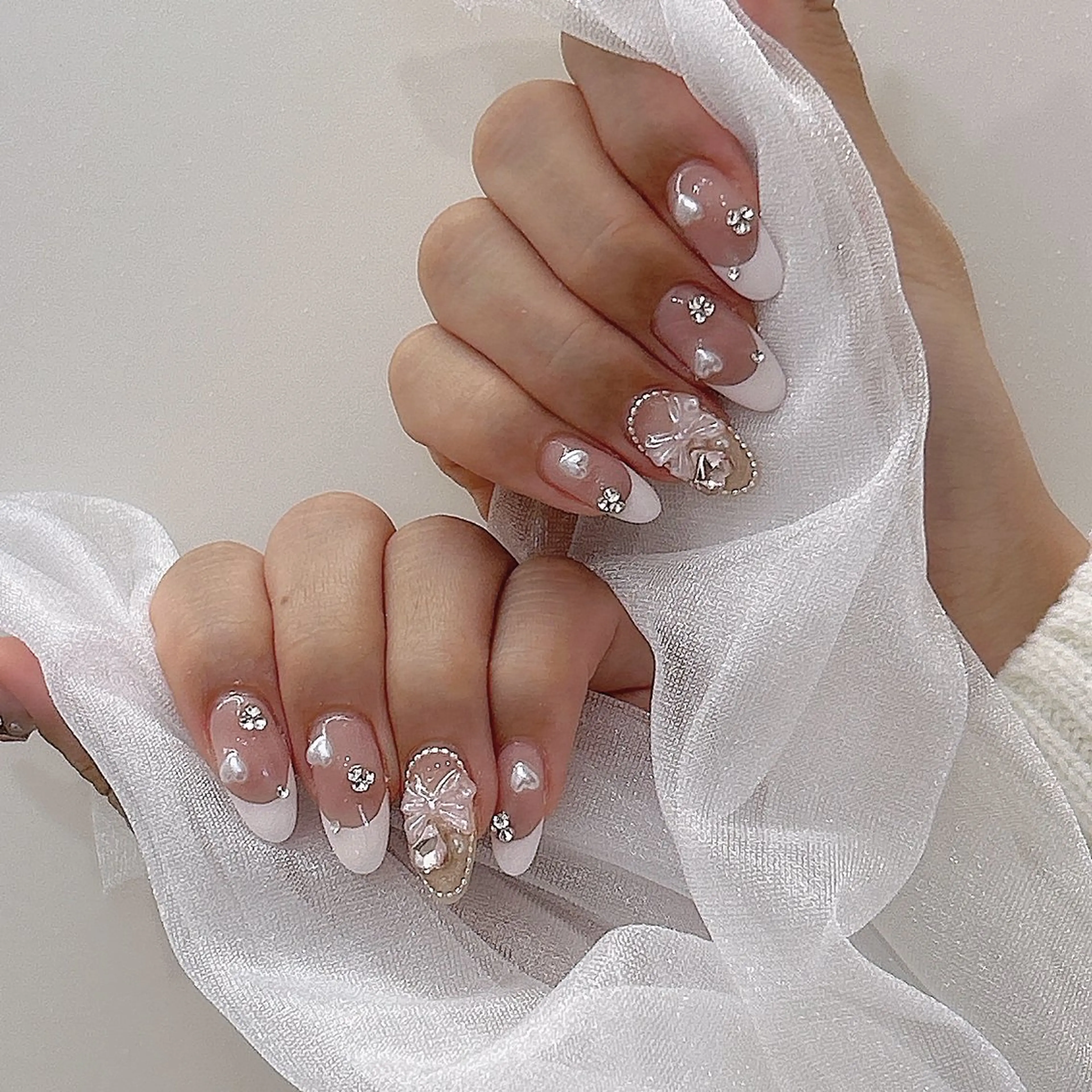 ネイル ハンドネイル . Natsumiのネイルデザイン