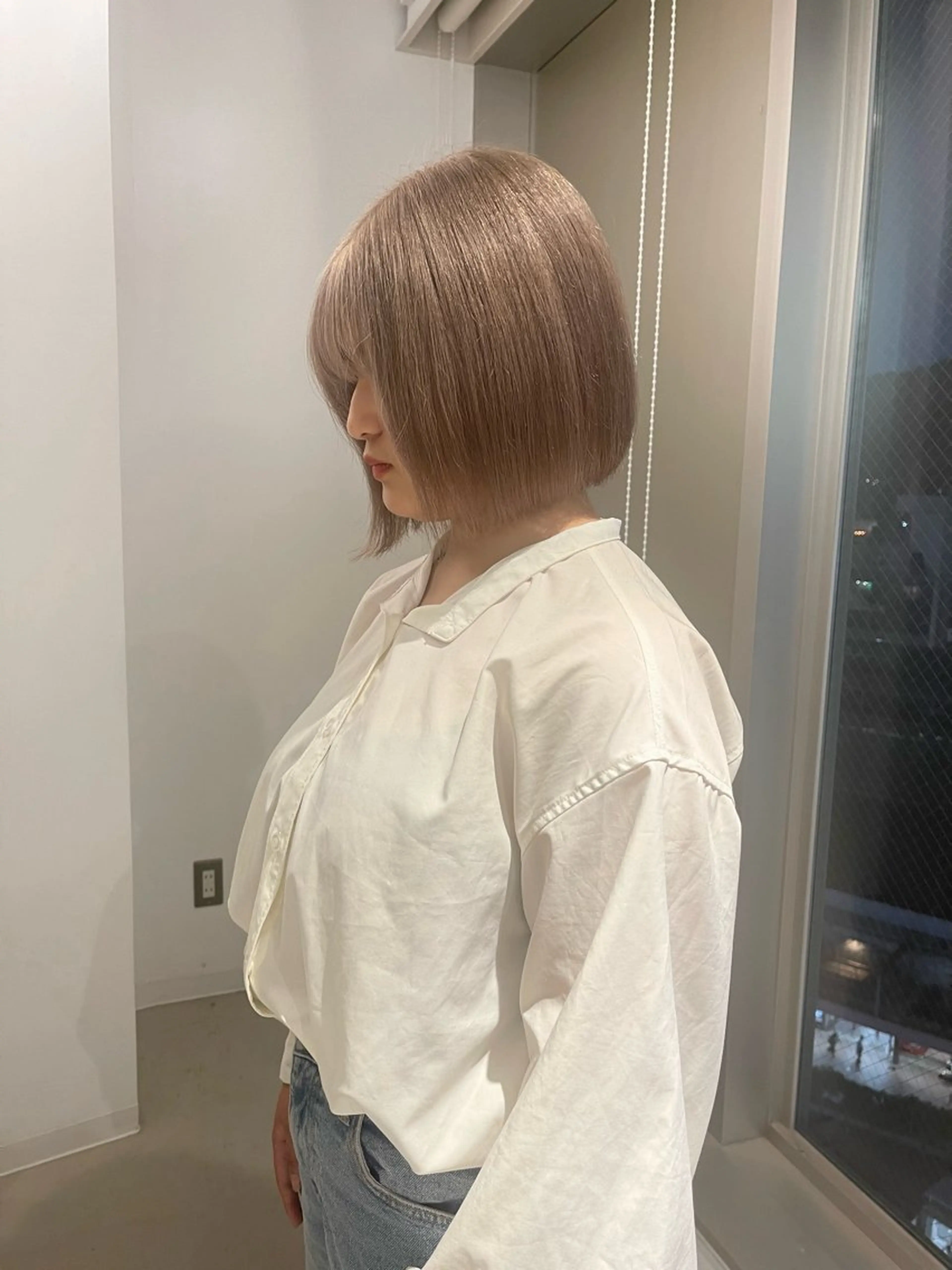 ショート カラー ヘアカラー トリートメント 店長 MANAMI /ブリーチ/骨格ボブのヘアスタイル