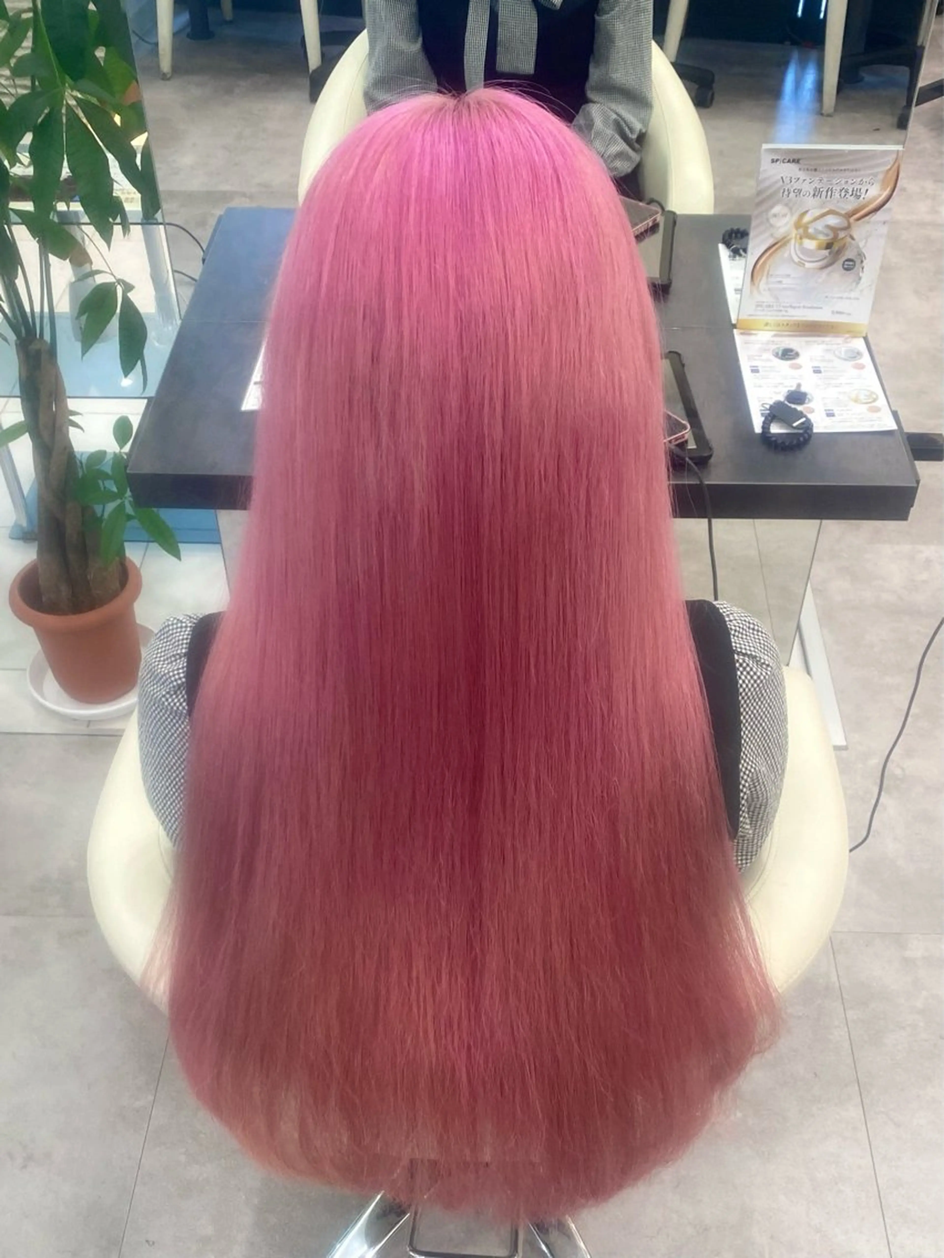 ロング カラー ピンクカラー ヘアカラー トリートメント 透明感カラー/髪質 改善🎀suzukaのヘアスタイル