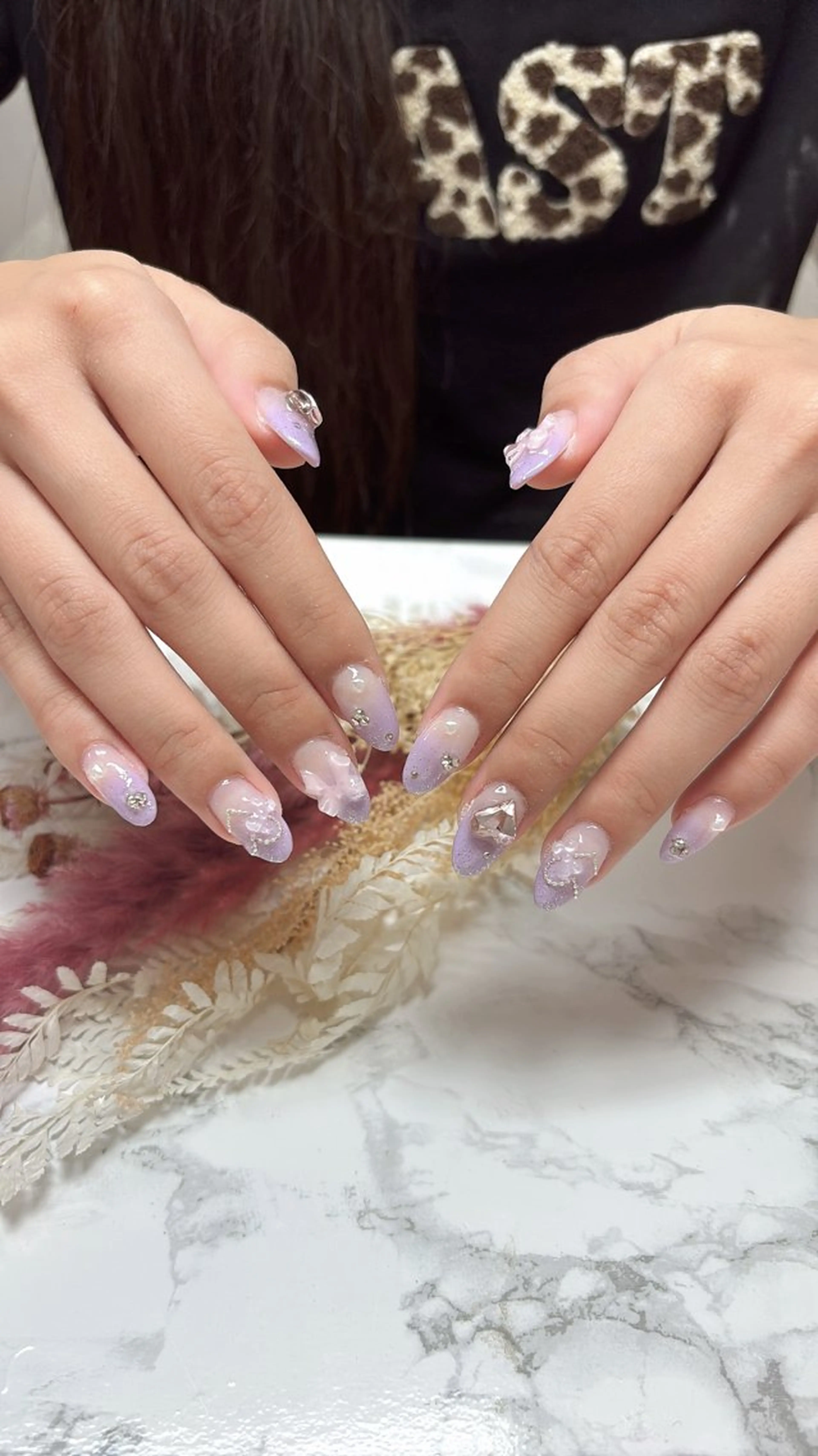 ネイル ハンドネイル はな💎ネイル ワンホン、長さ出しのネイルデザイン