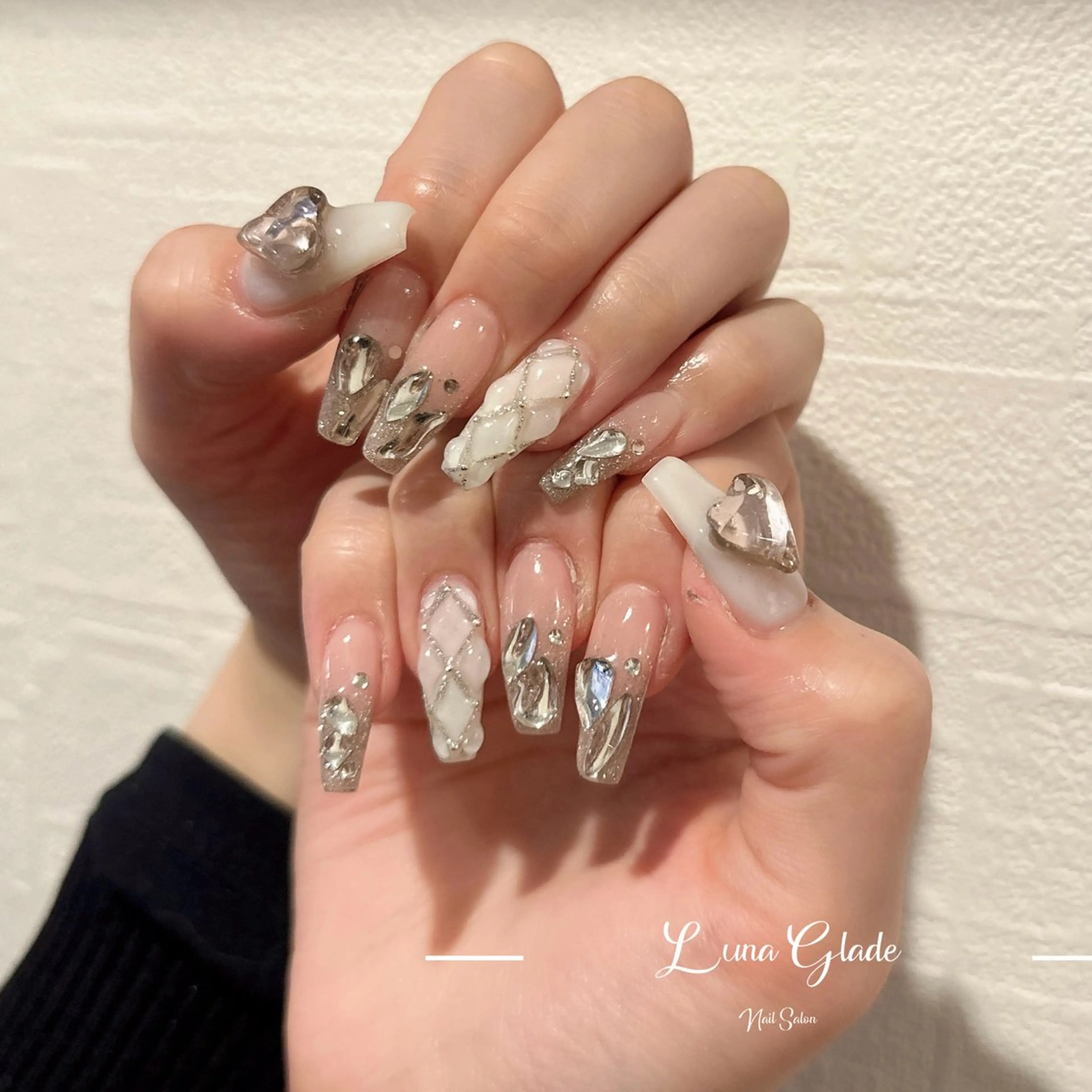 ネイル ハンドネイル Luna Gladeのネイルデザイン