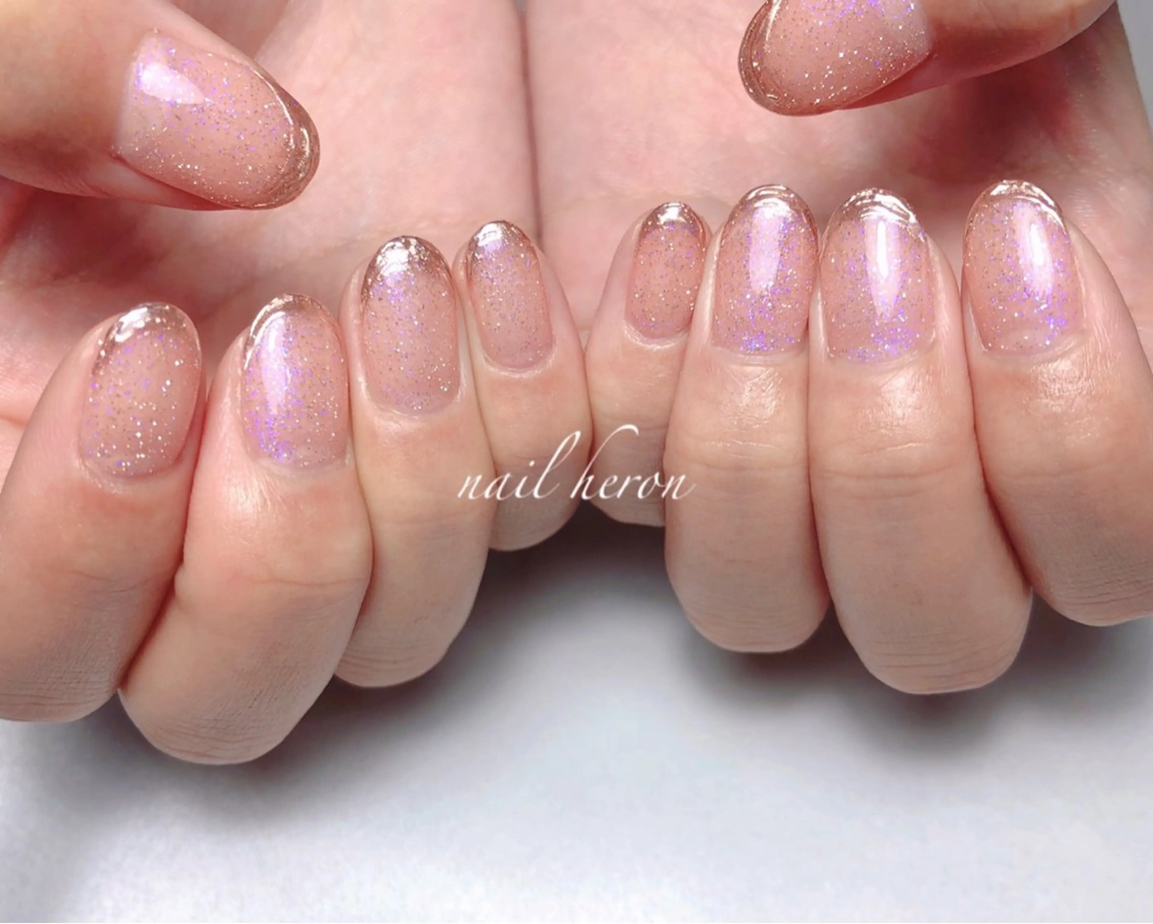 ネイル ラメ(グリッター) ミラーネイル ハンドネイル saki_ nail heronのネイルデザイン