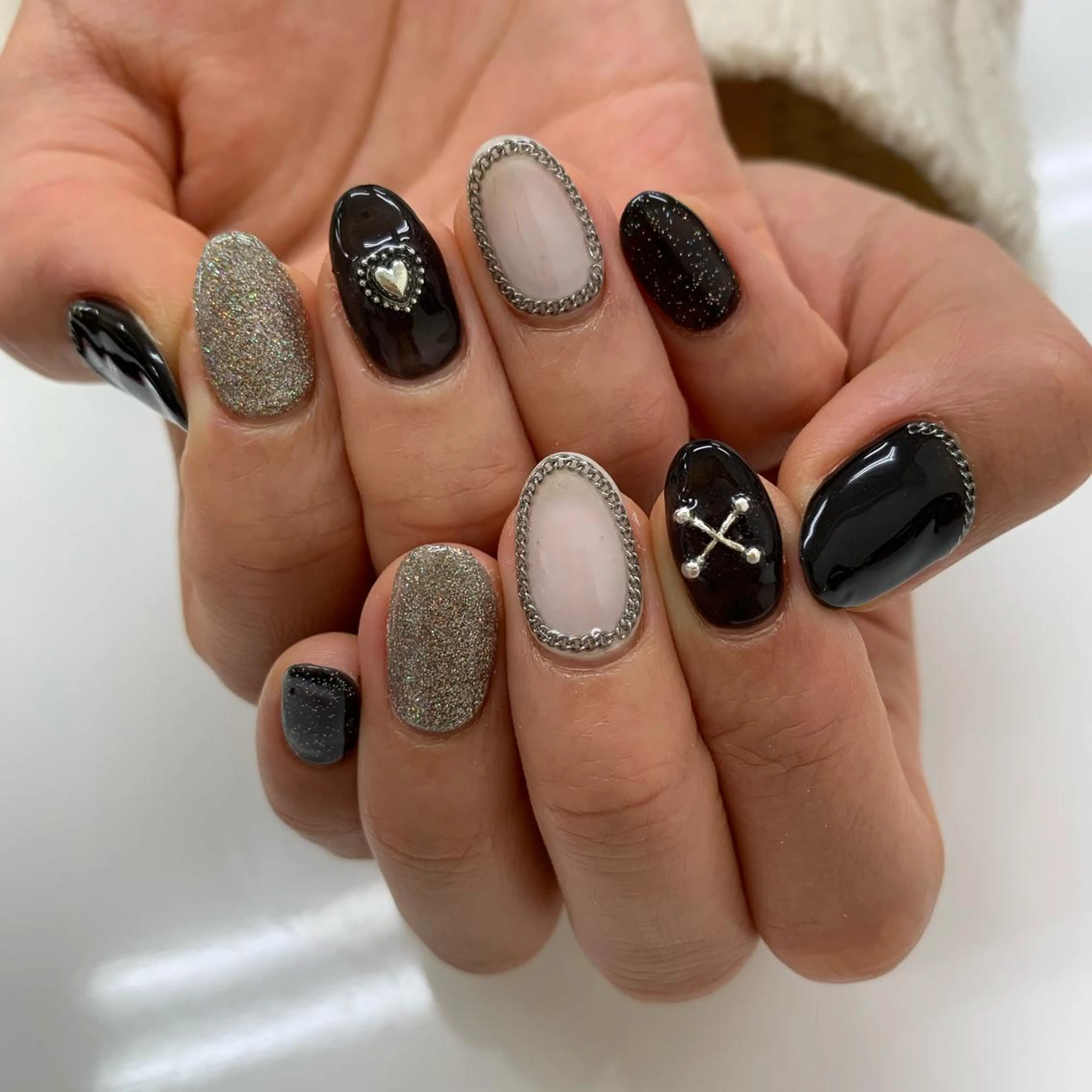 ネイル ハンドネイル 五十嵐 美智のネイルデザイン