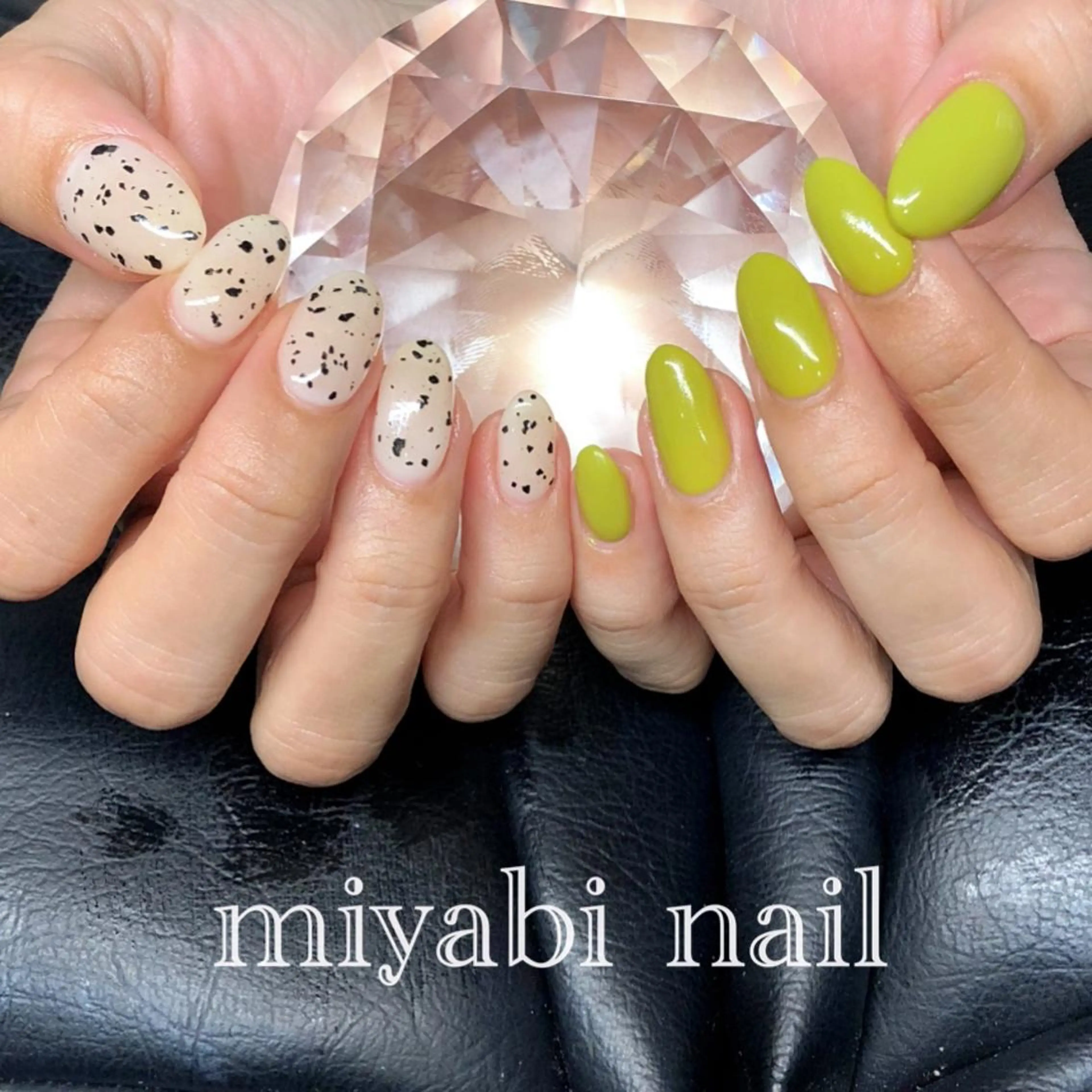ネイル ジェルネイル グリーン 持ち込み シンプルネイル 冬ネイル ハンドネイル miyabi nail 桂川駅近くのネイルデザイン