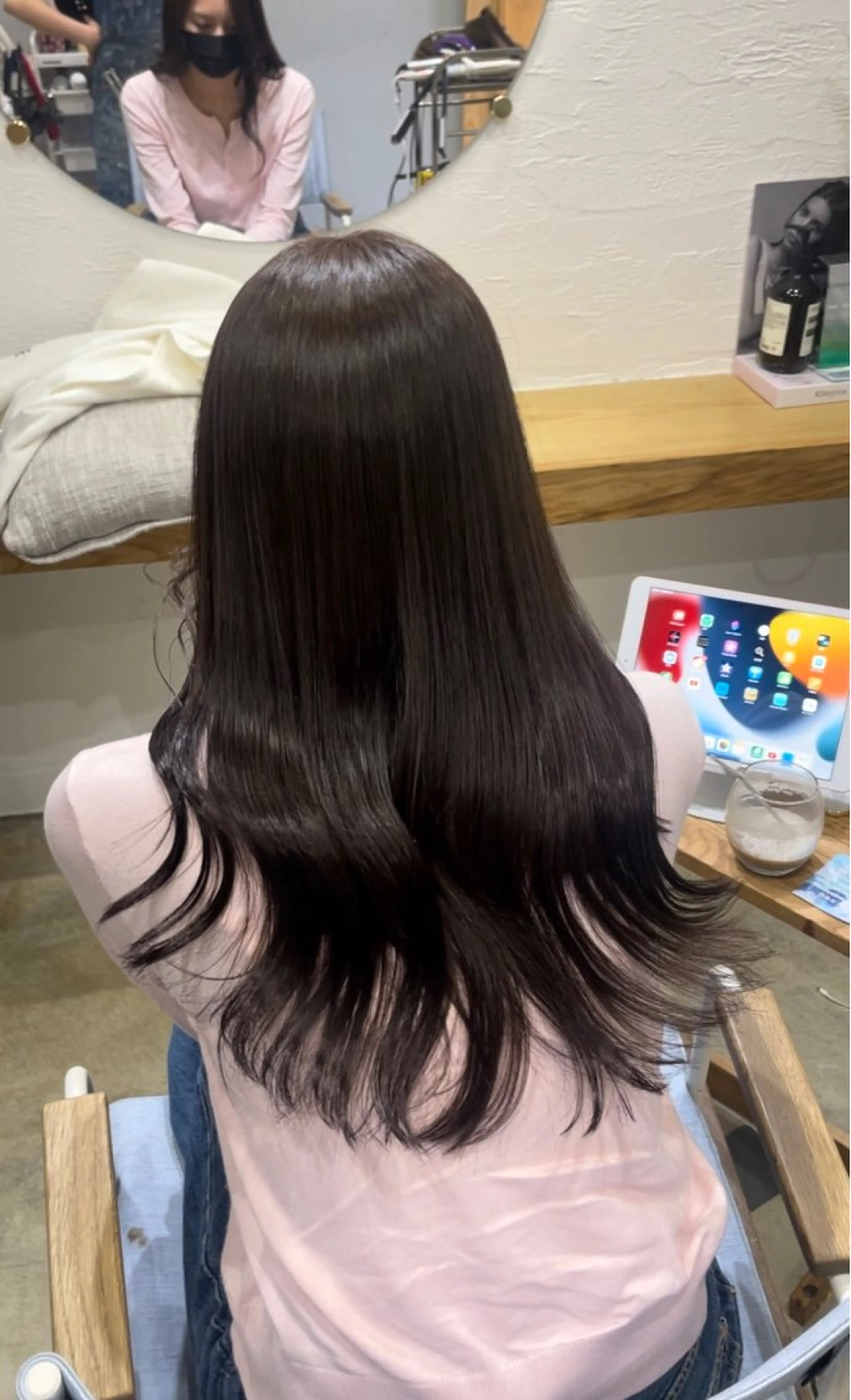 ロング ヘアカラー トリートメント miloc himekaのヘアスタイル