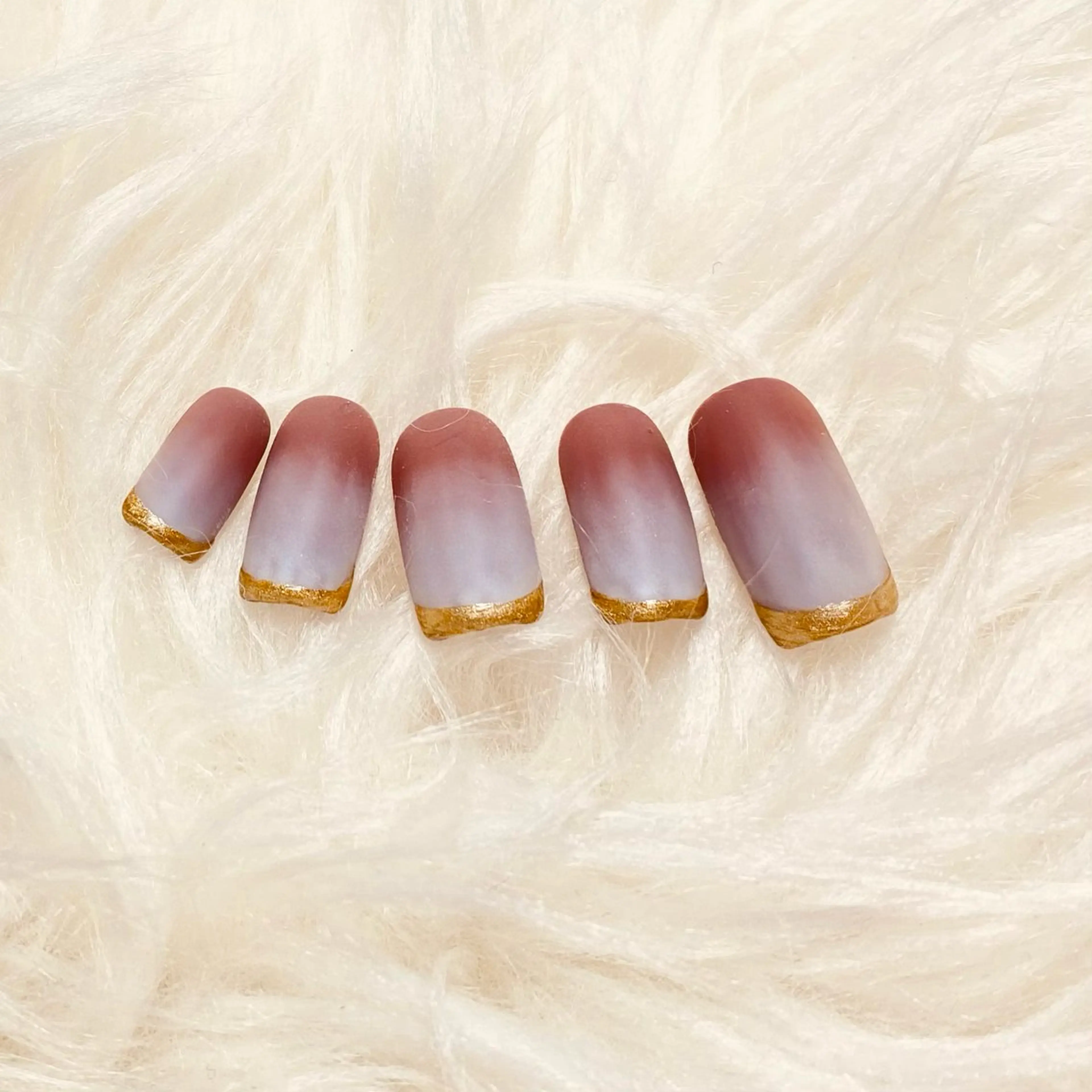 ミディアム ハンドネイル 齋藤 佳奈のネイルデザイン