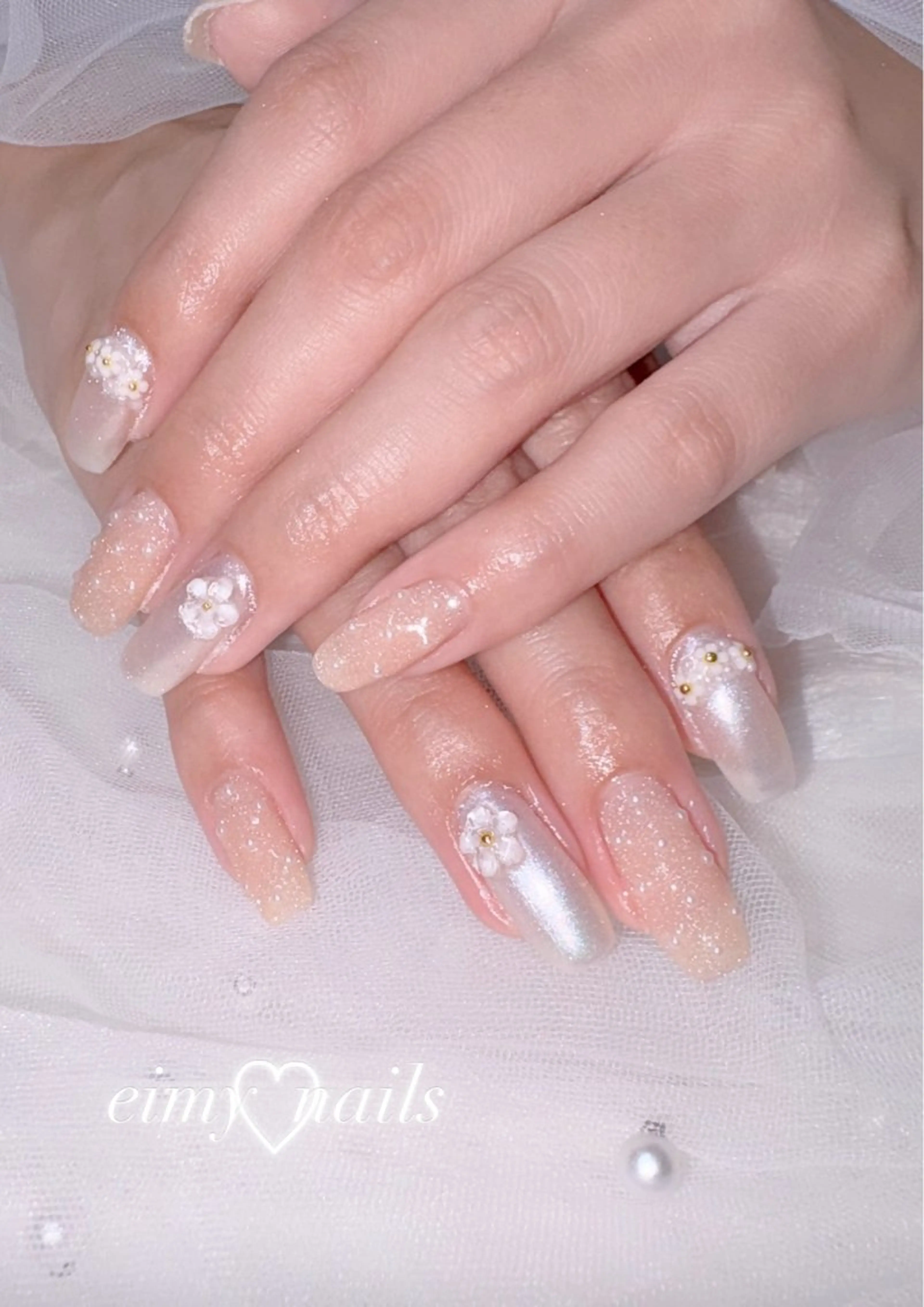 ネイル オーロラネイル ドット フラッシュネイル フラワーネイル 韓国ネイル ハンドネイル eimy nails♡のネイルデザイン