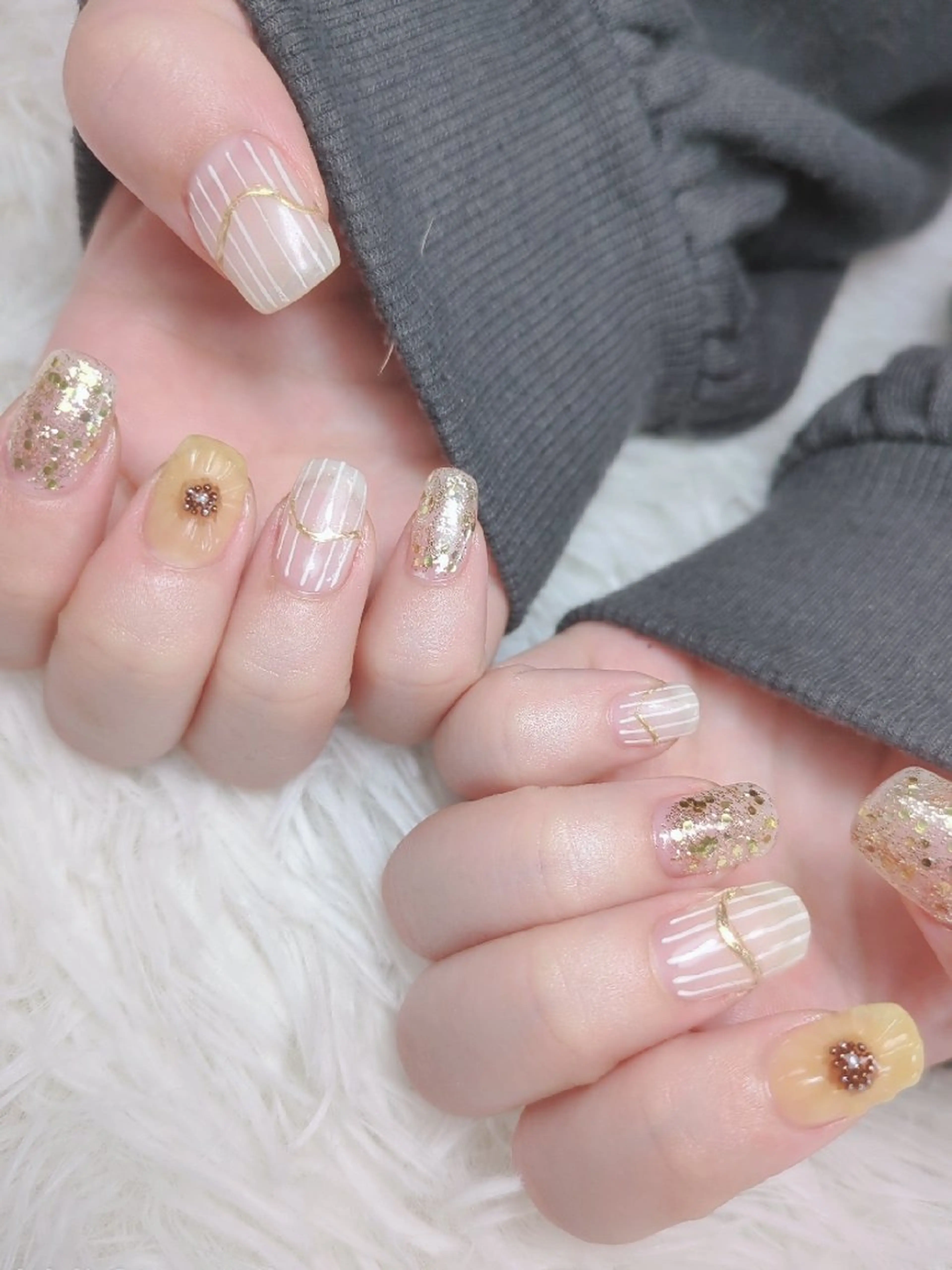 ミディアム Nailspeace Omalyのネイルデザイン