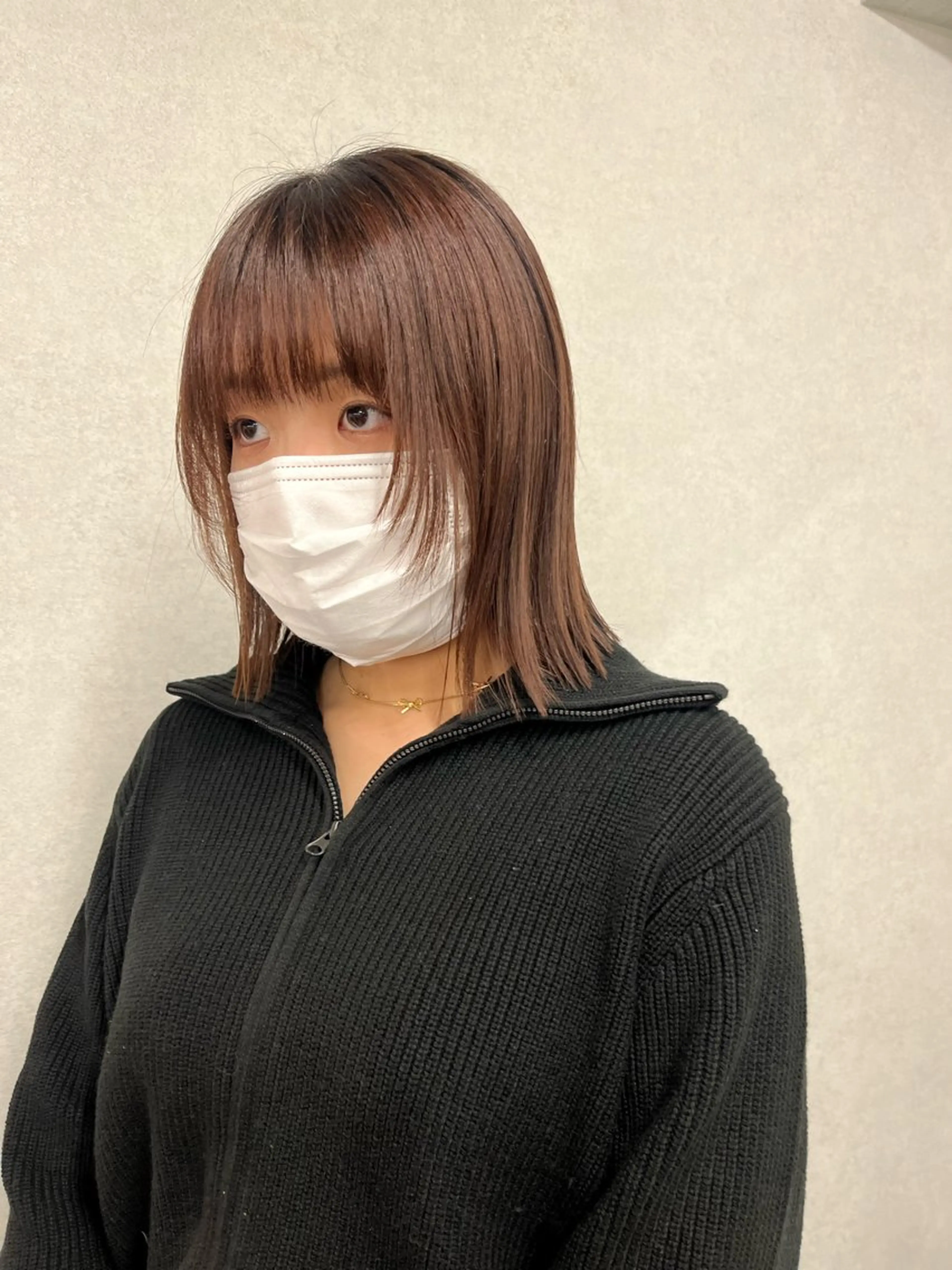 ミディアム パーマ ボブレイヤー ボブ 顔まわりレイヤー レイヤーカット ストレートパーマ anon Loemのヘアスタイル