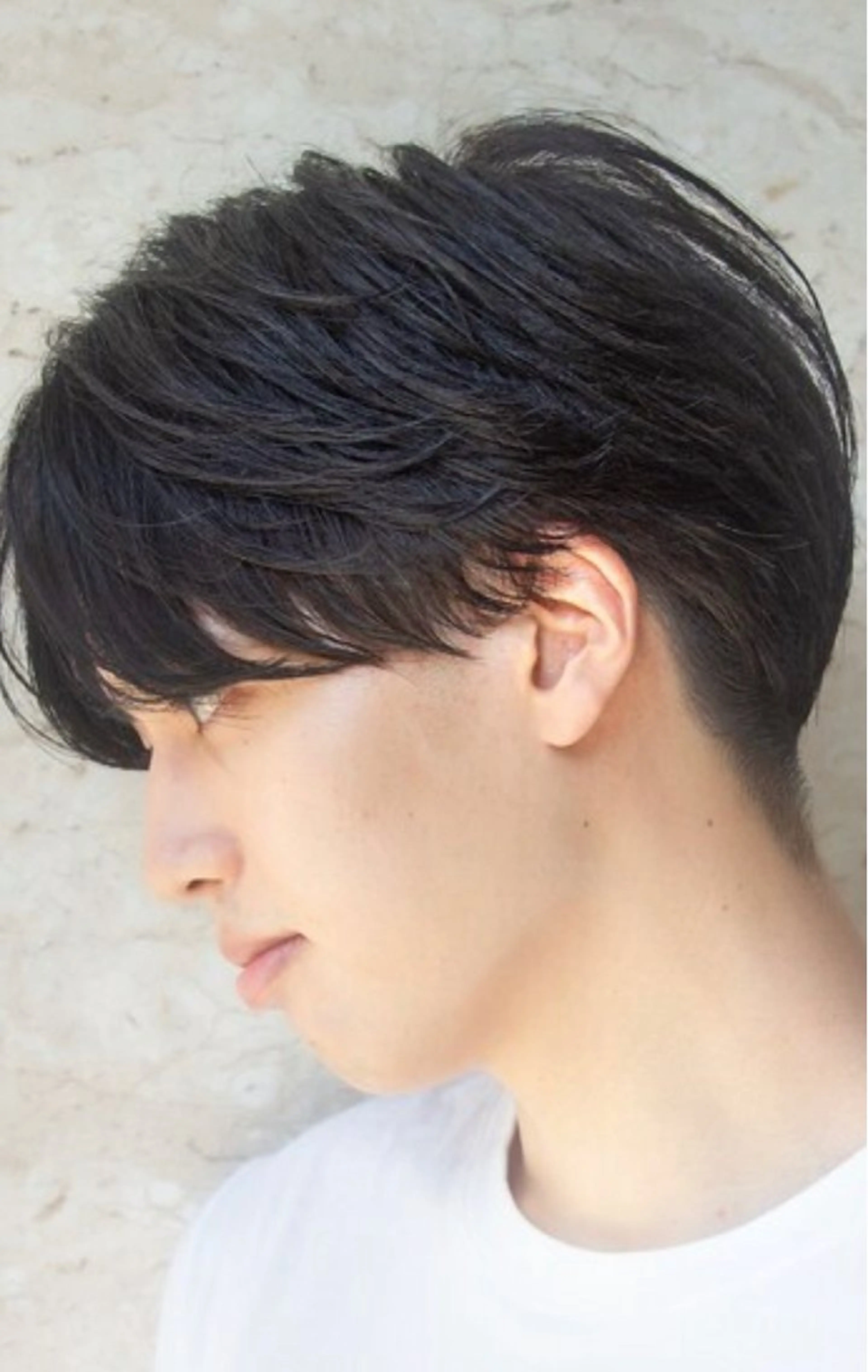 ショート メンズ センターパート メンズベリーショート 鈴木達也のヘアスタイル