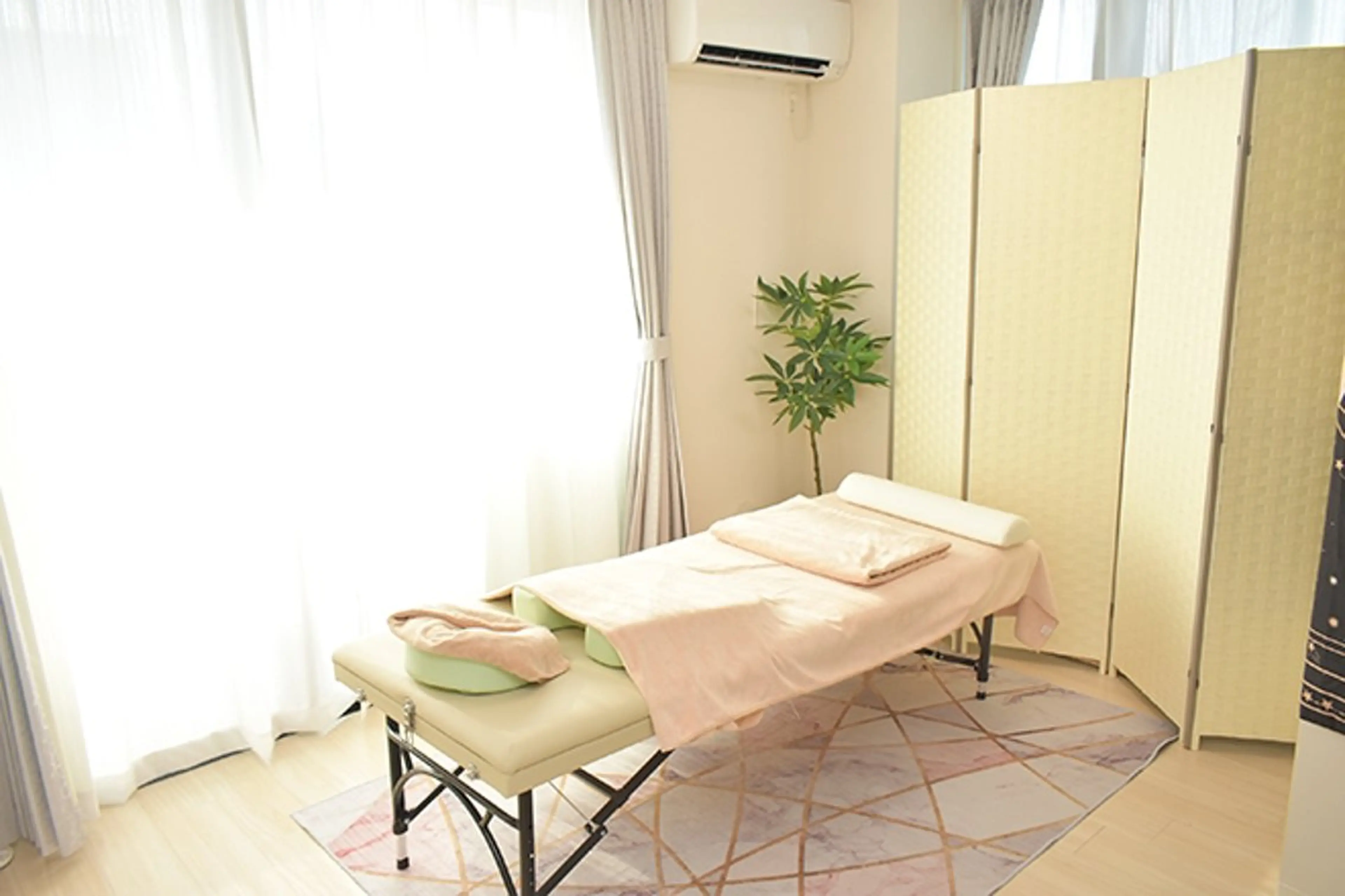 血流改善サロン リラクファーマのエステ・リラクイメージ