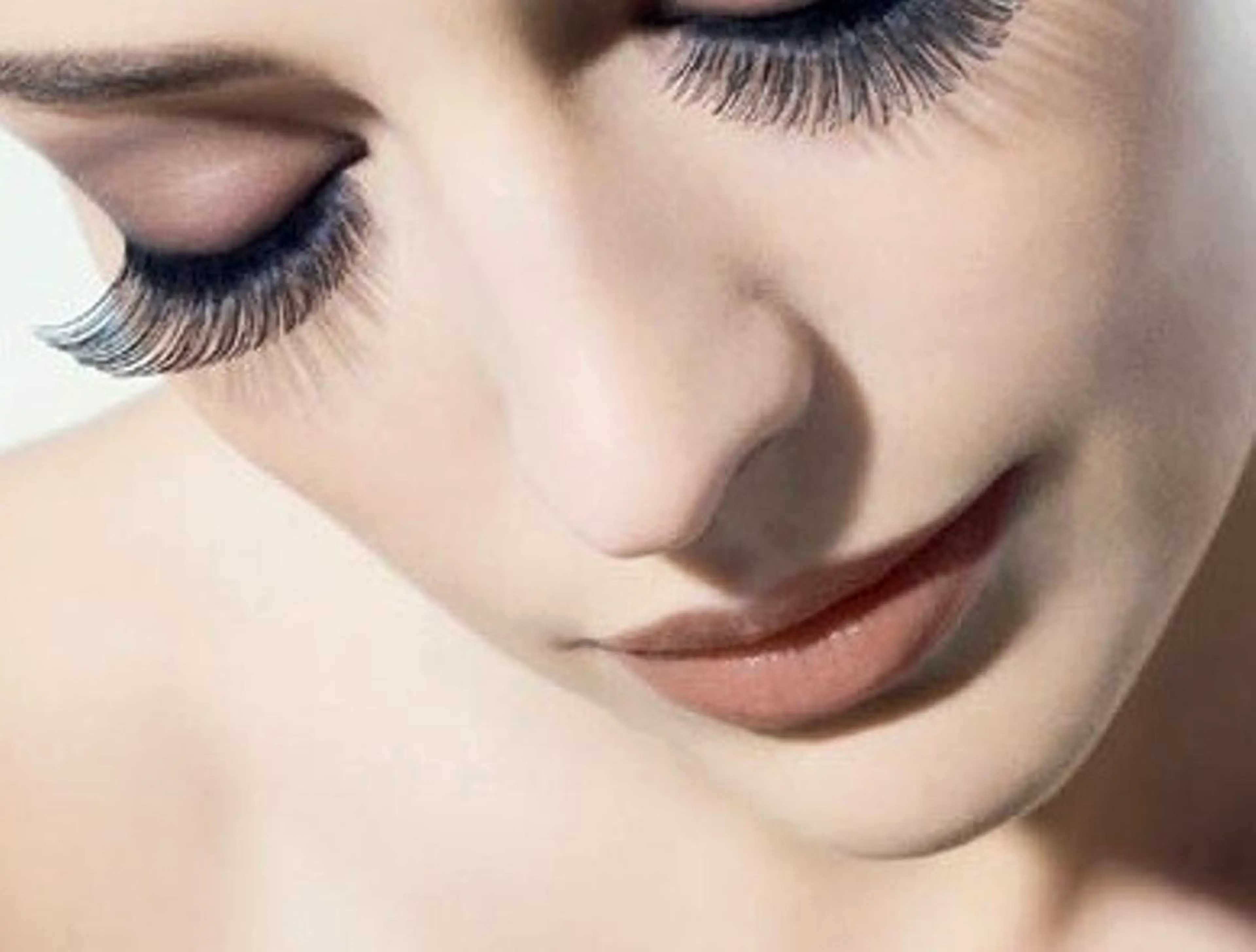 マツエク・マツパ 💜bora .のネイルデザイン