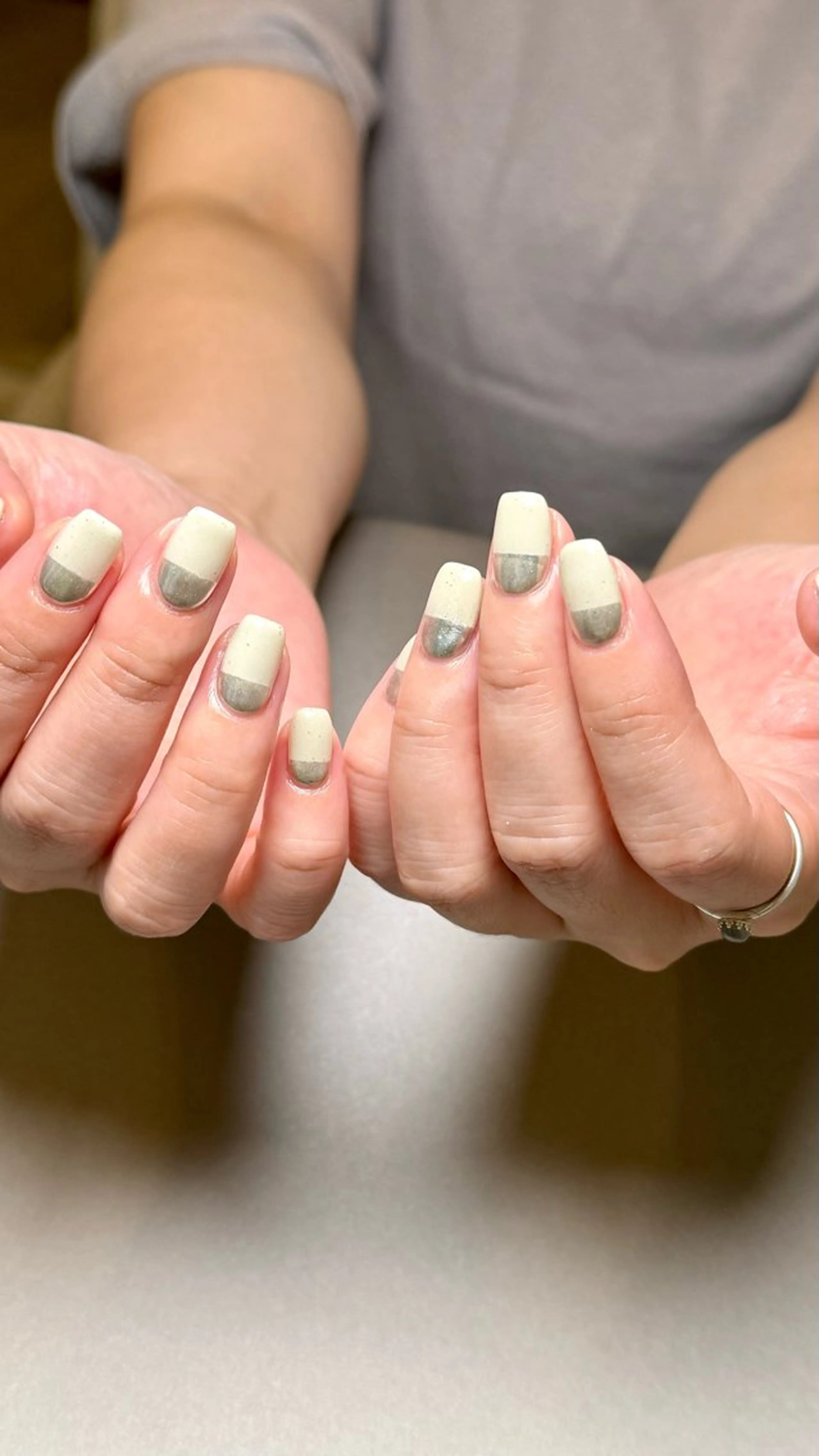 ネイル フレンチネイル ミラーネイル ハンドネイル ハンドケア Atelier Ariのネイルデザイン