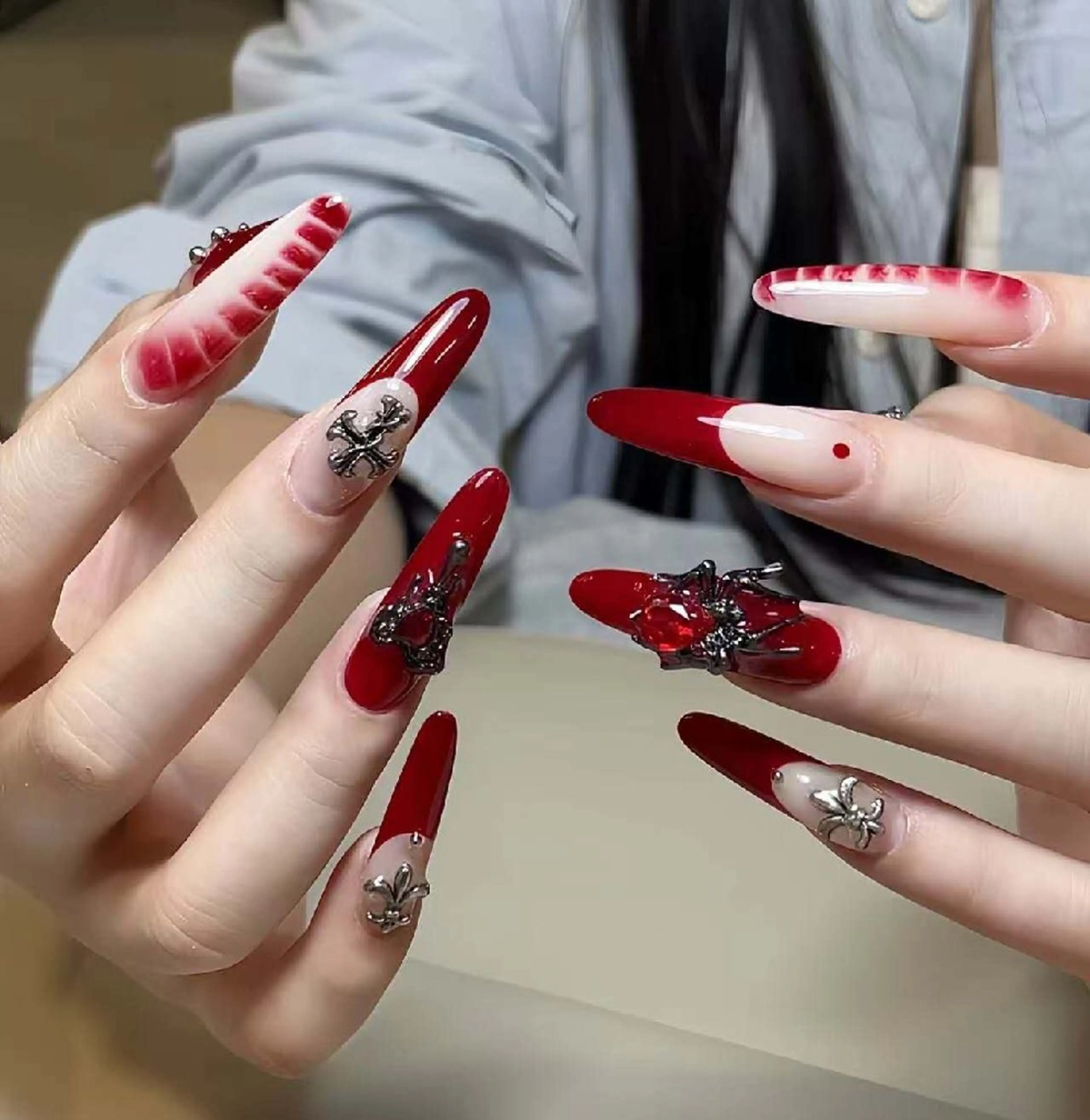 ネイル フラワーネイル フレンチネイル ジェルネイル ガラスフレンチ ハート ハンドネイル Oomiya 服部のネイルデザイン