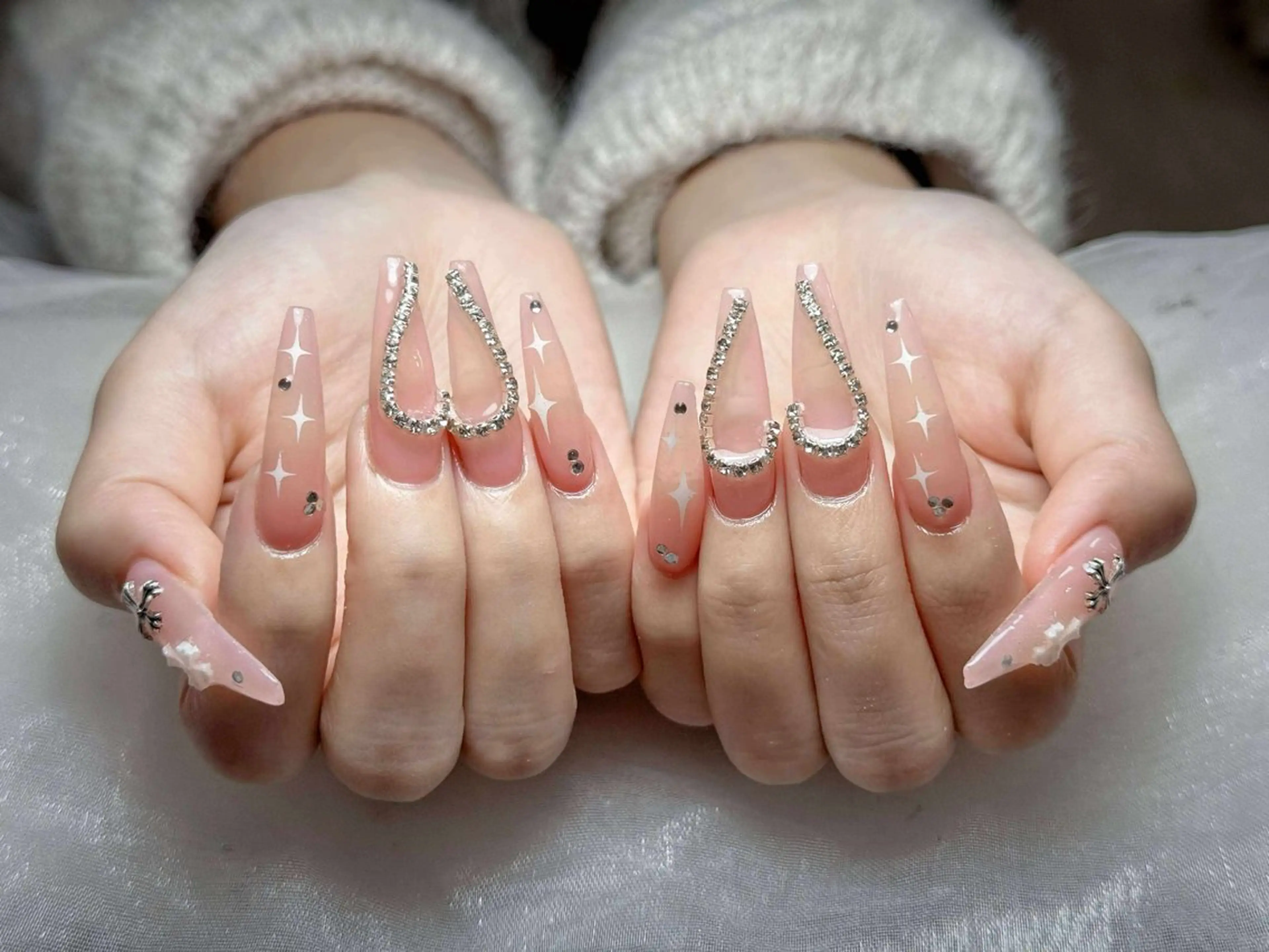 ネイル アートネイル 成人式 ジェルネイル ニュアンスネイル 夏ネイル ハンドネイル Jenn Nail Salonのネイルデザイン