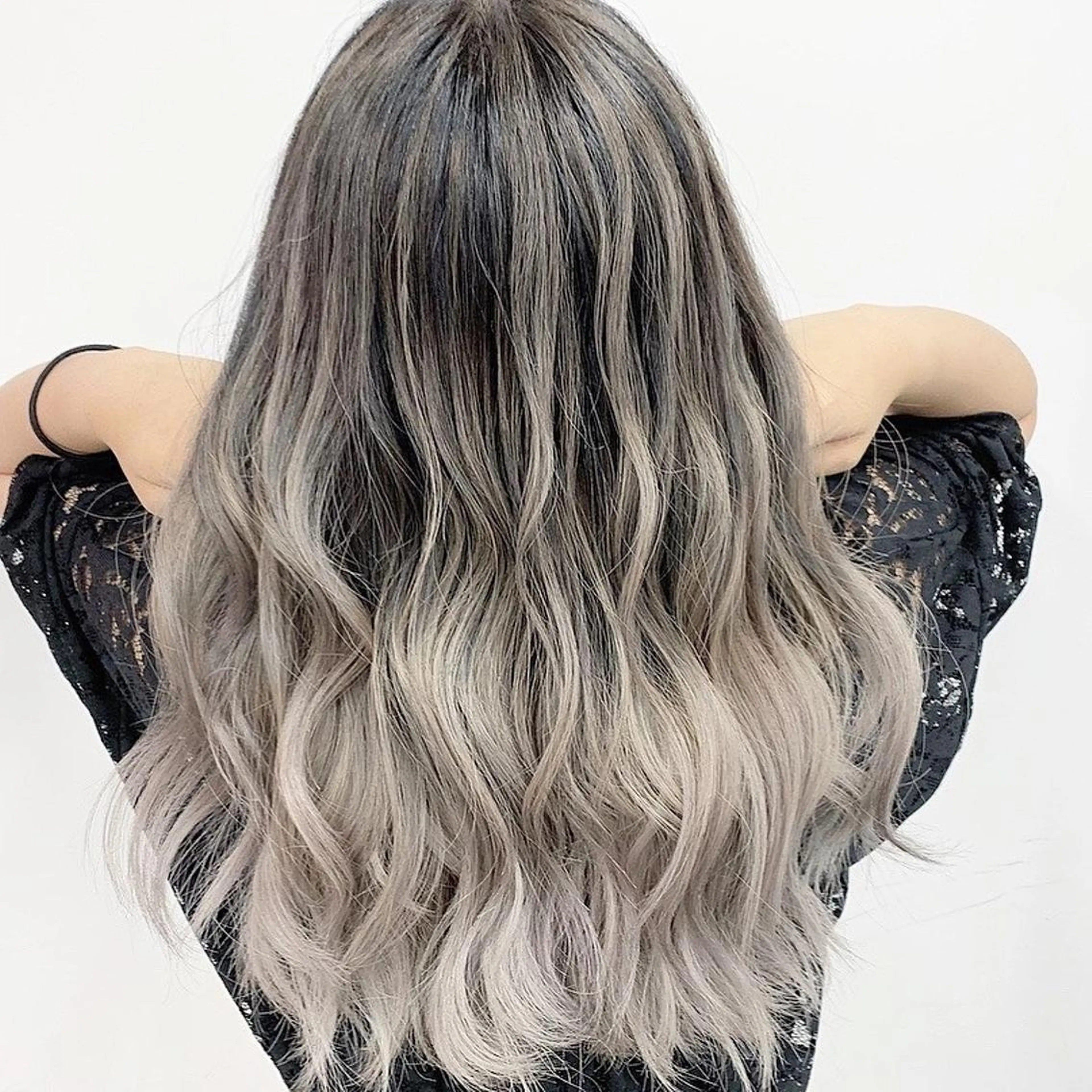 ロング カラー バレイヤージュ レイヤーカット ✨カラー指名 No.1✨keitaのヘアスタイル