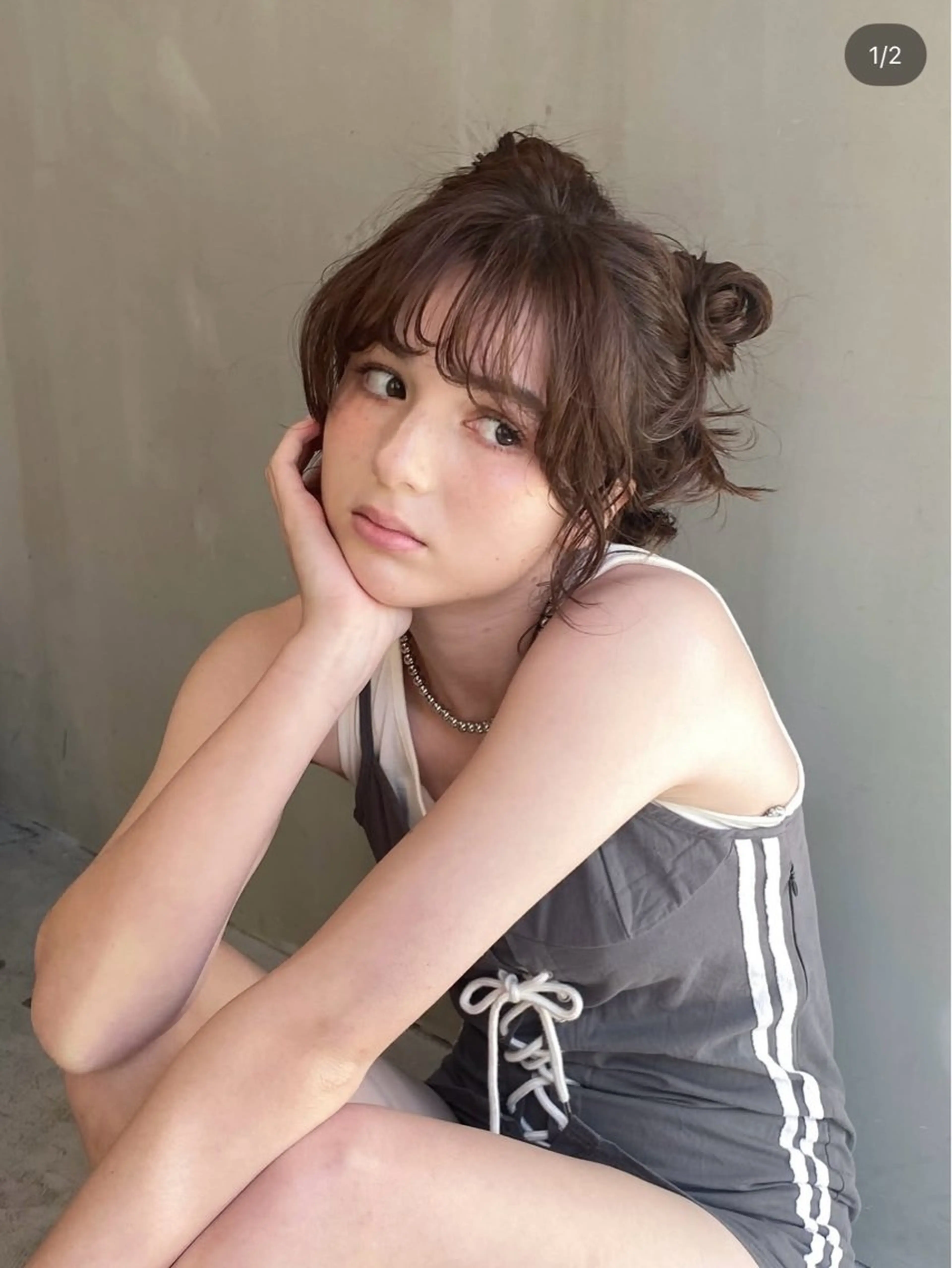 ミディアム カット ヘアカラー トリートメント くすみカラー / 肌馴染み/ 花房佑夏のヘアスタイル