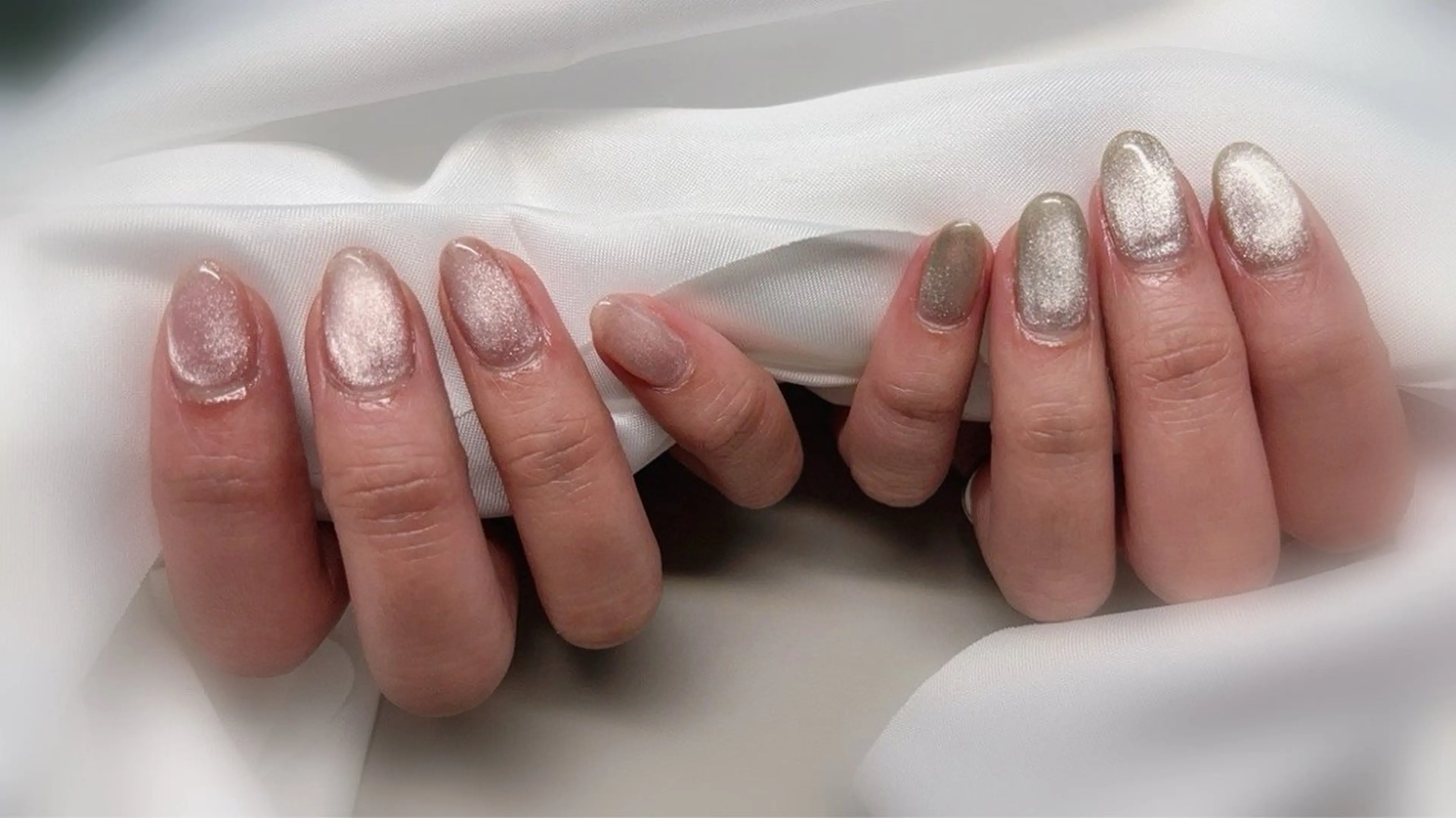 ネイル マグネットネイル ek.nail⭐︎ kanaのネイルデザイン