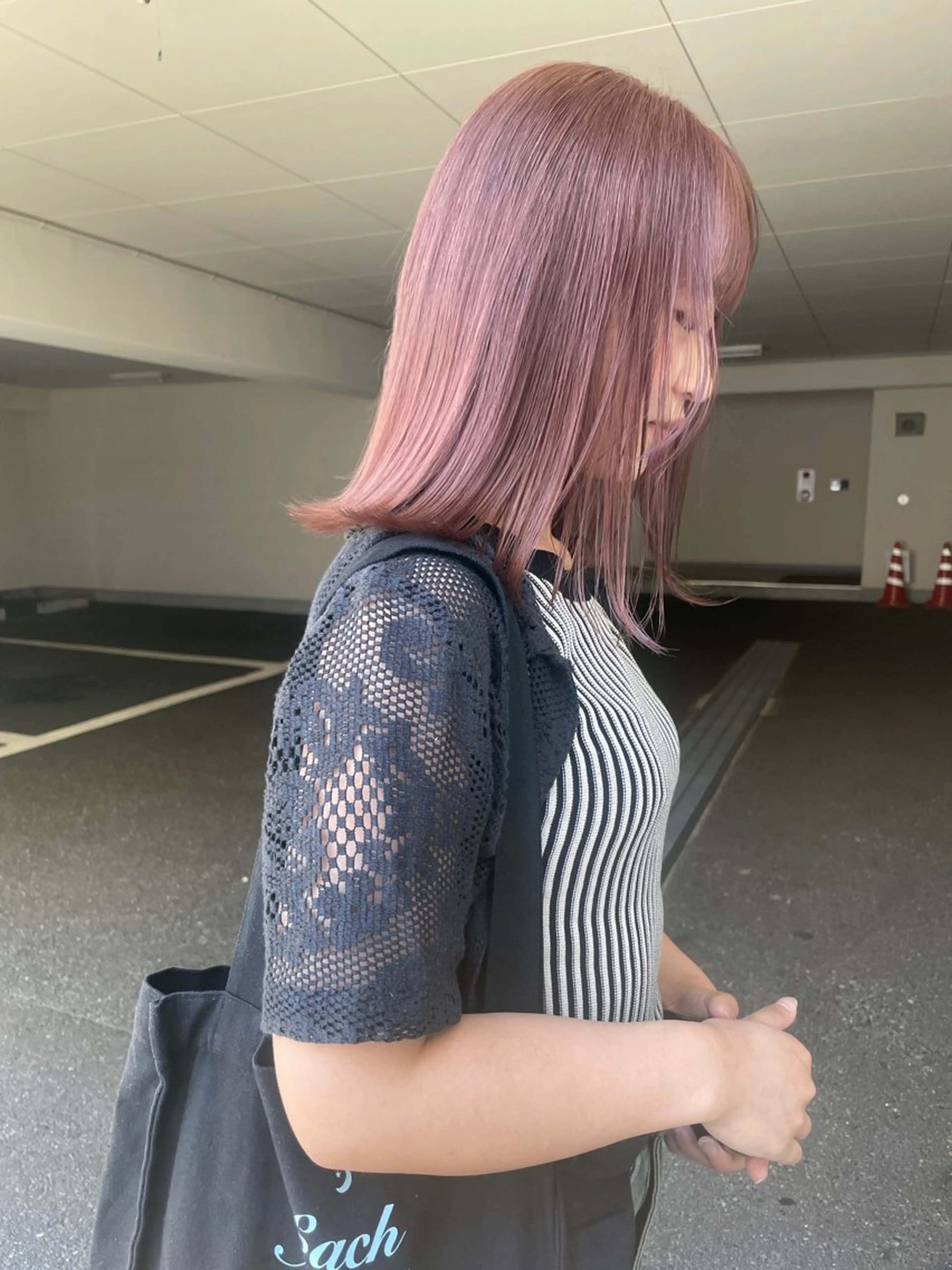 ミディアム カラー 🙃 透明感カラー/ボブのヘアスタイル