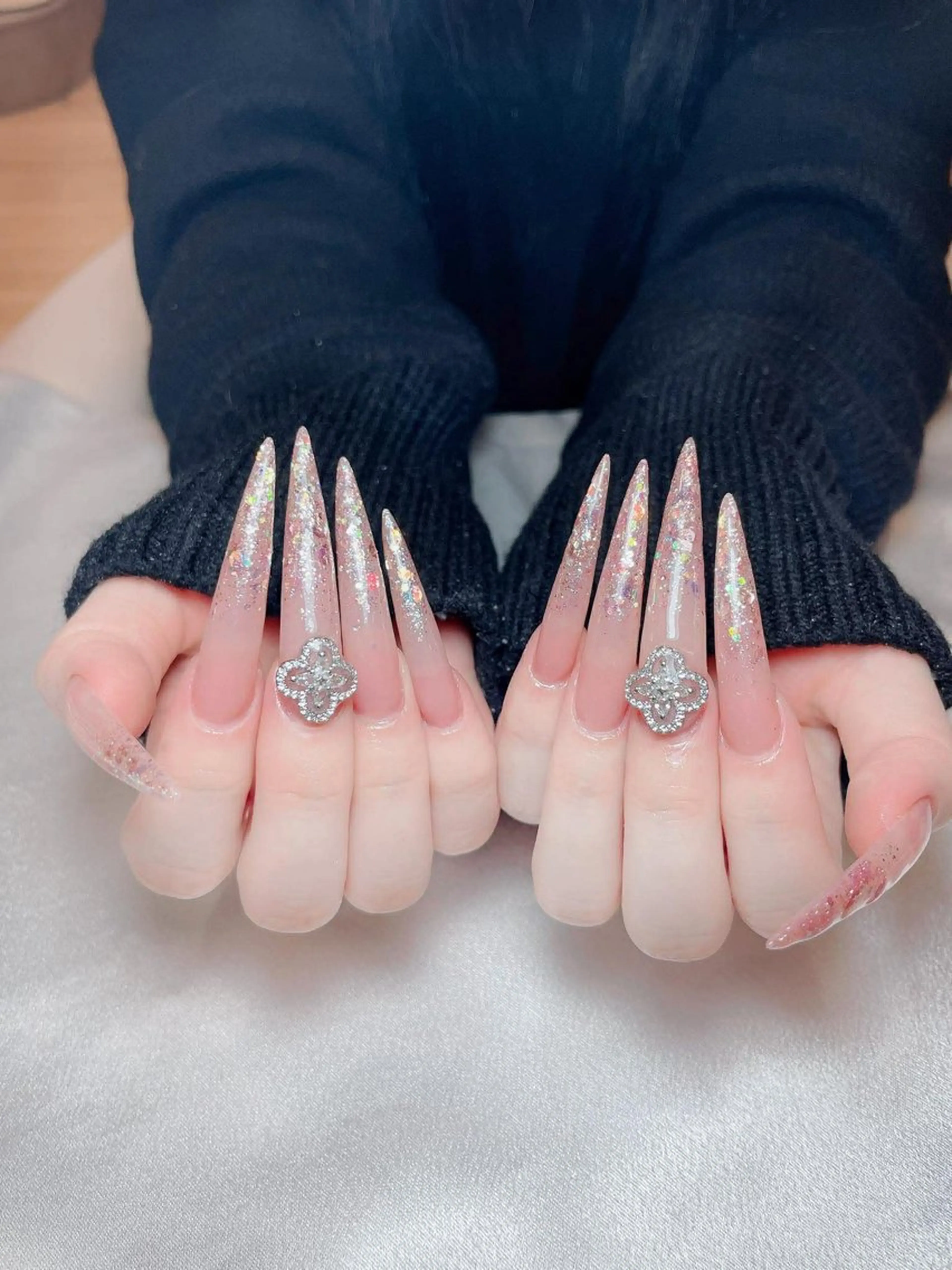 ネイル ハンドネイル Queen Nail Salonのネイルデザイン