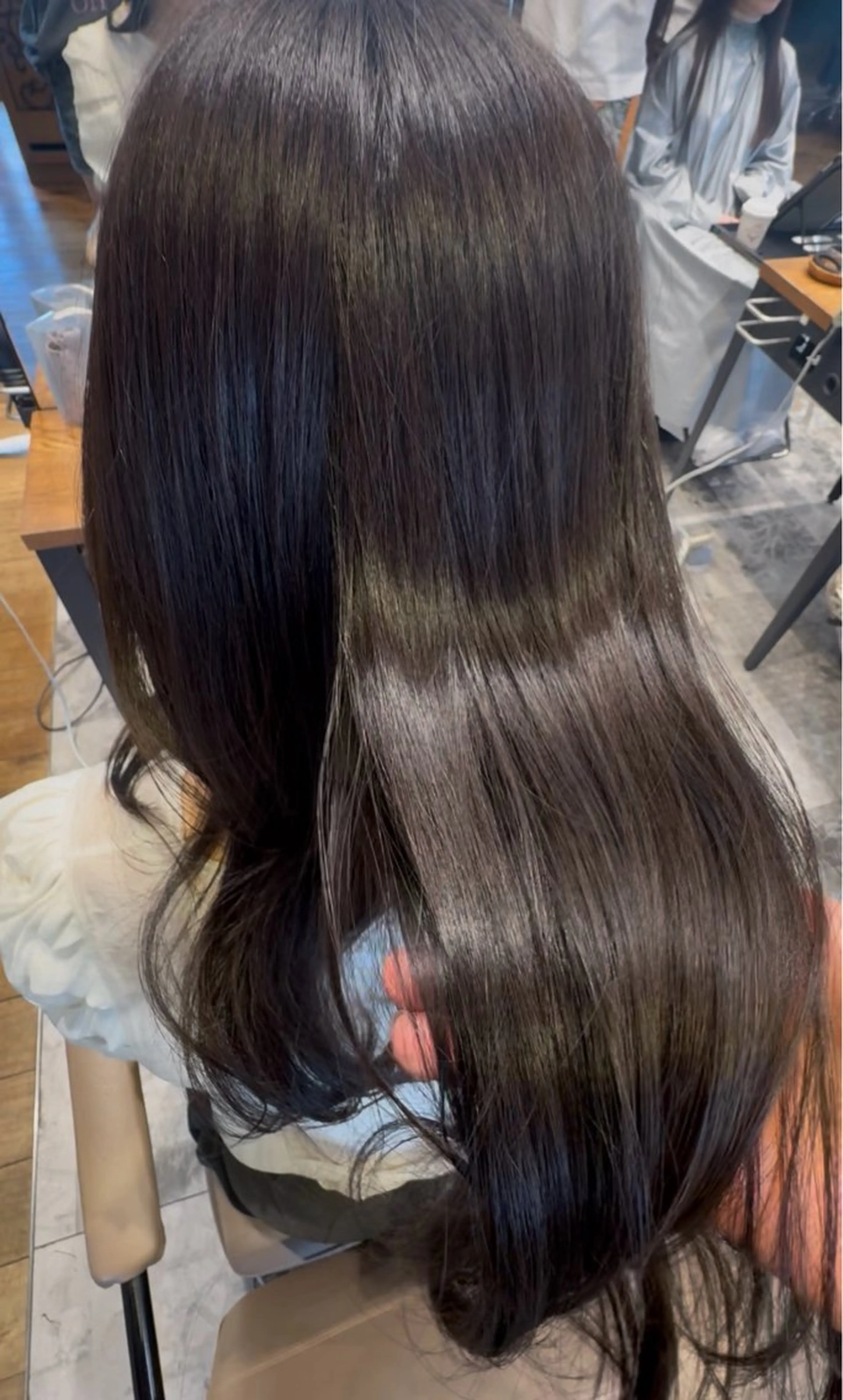 カラー ヘアカラー トリートメント 大内 杏珈のヘアスタイル