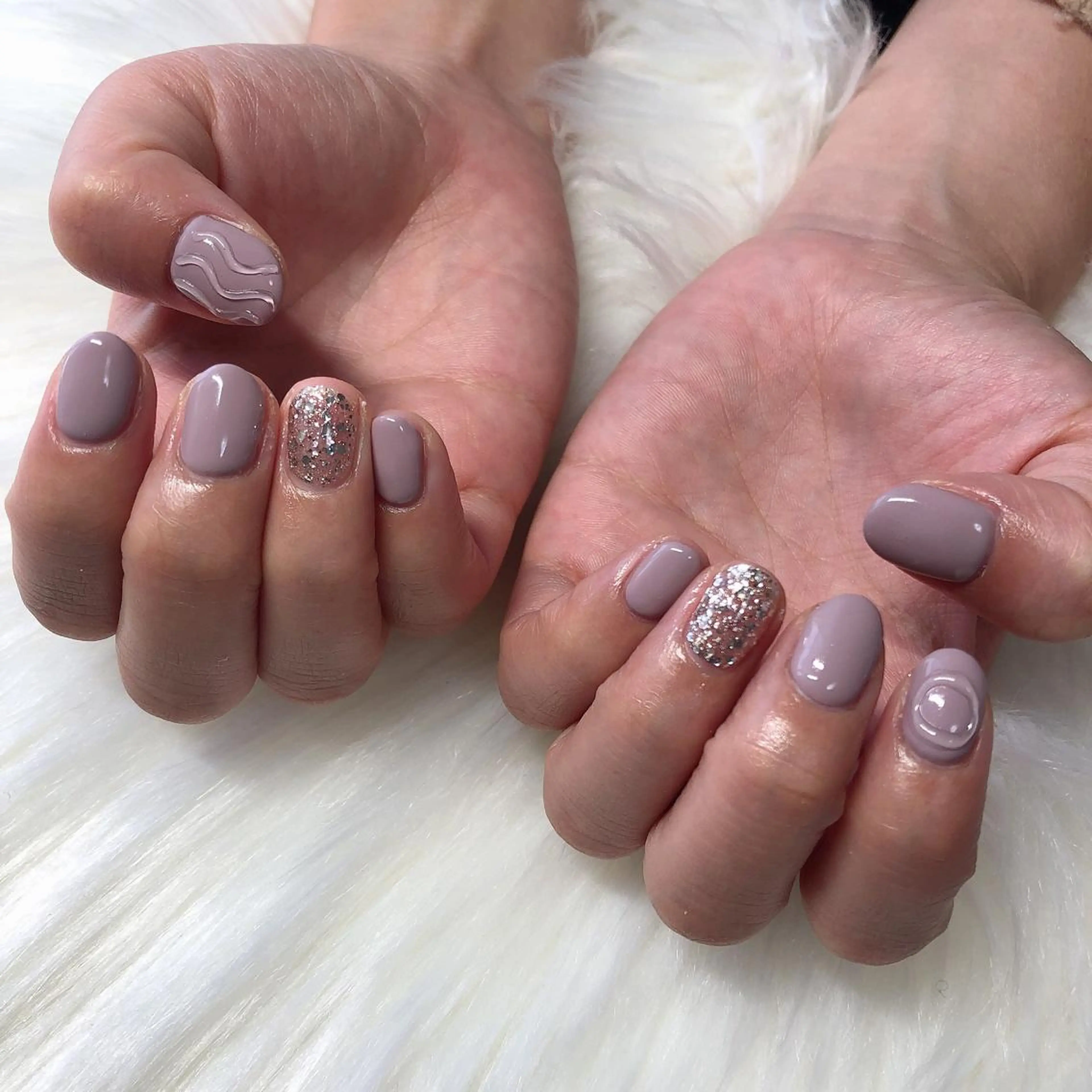 ネイル ハンドネイル 西岡 杏のネイルデザイン