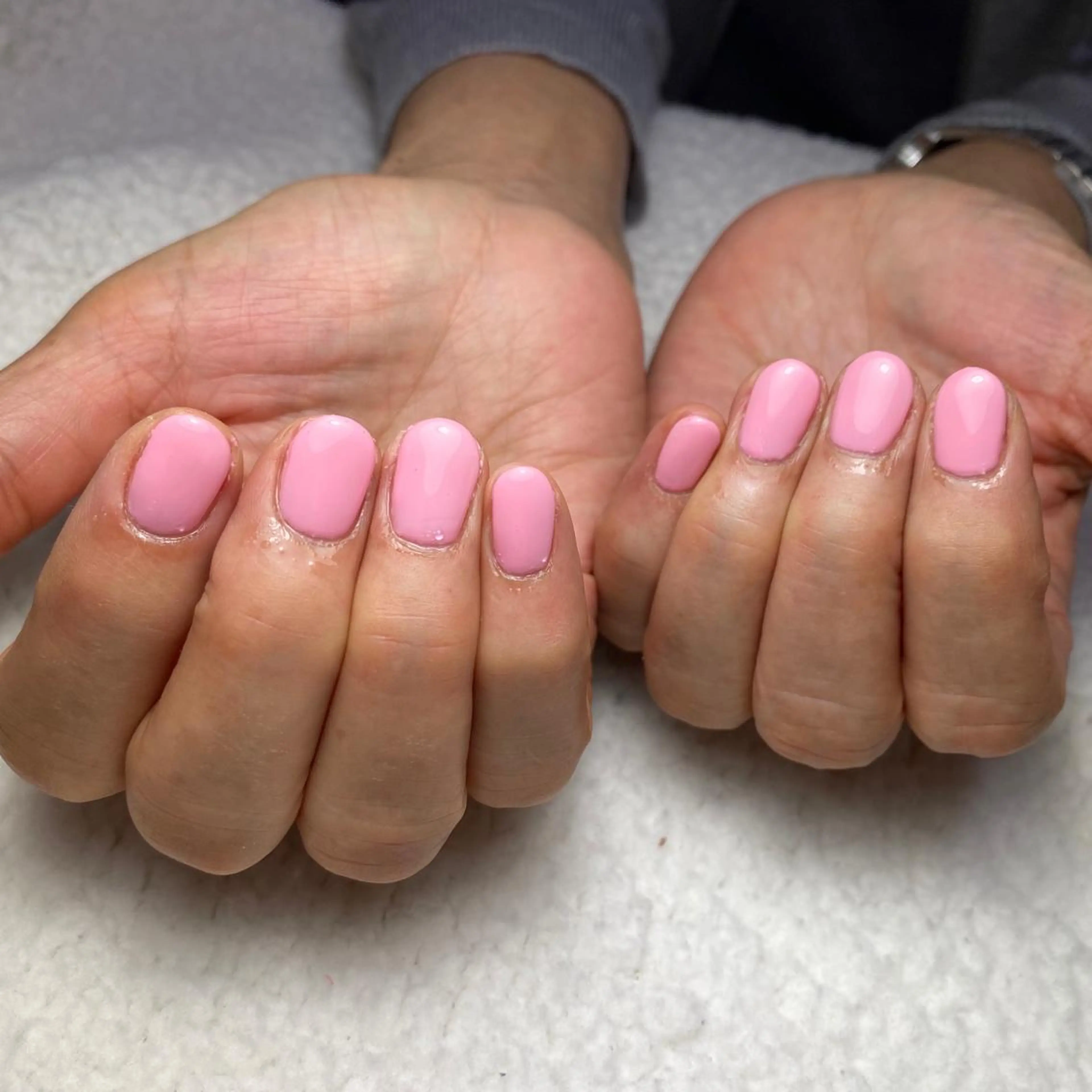 ネイル ワンカラーネイル ピンク 春ネイル ハンドネイル COCO +のエステ・リラクイメージ
