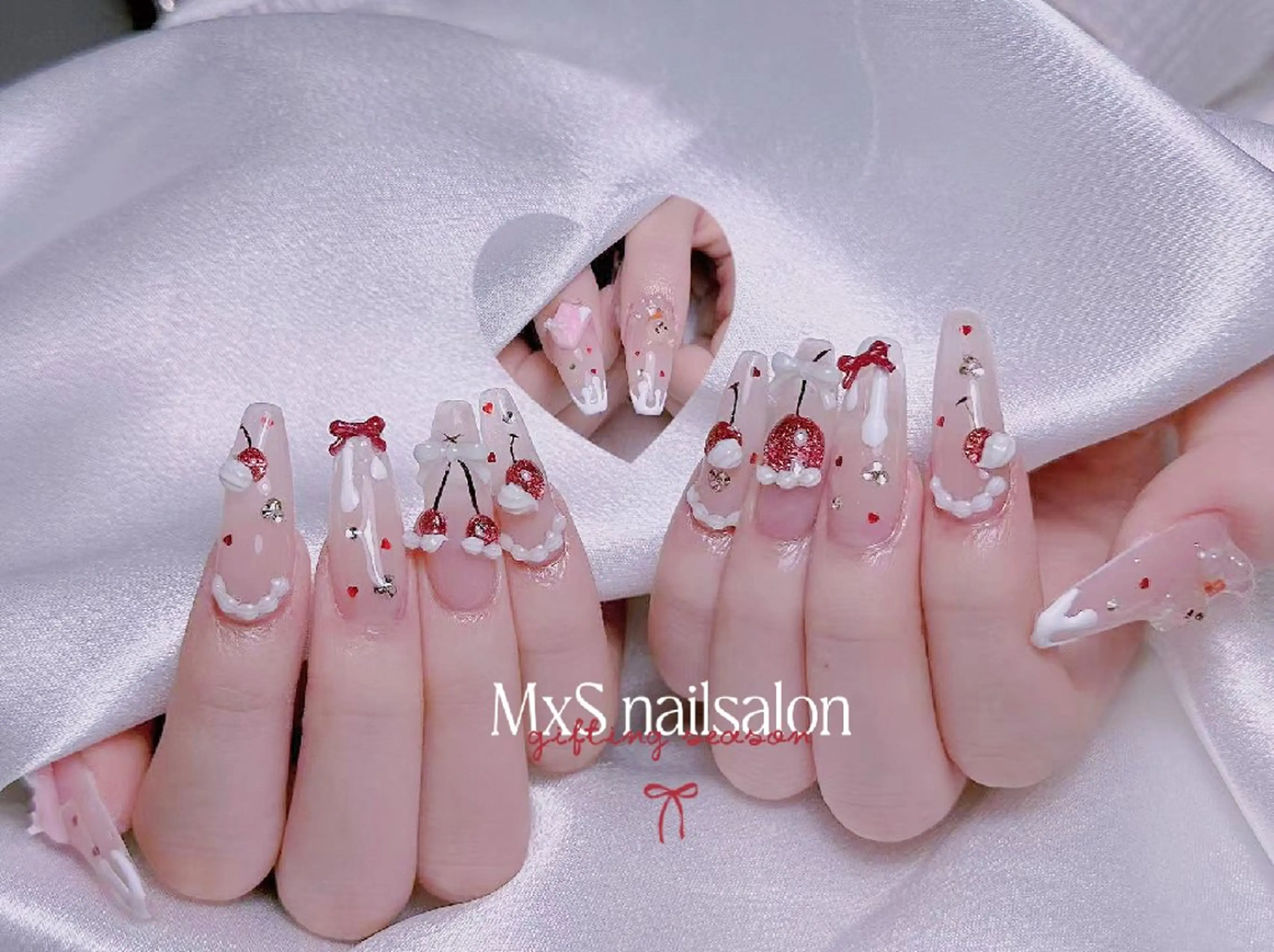 ネイル ジェルネイル 韓国ネイル マグネットネイル パラジェル 春ネイル ハンドネイル M×S Nail みなのネイルデザイン