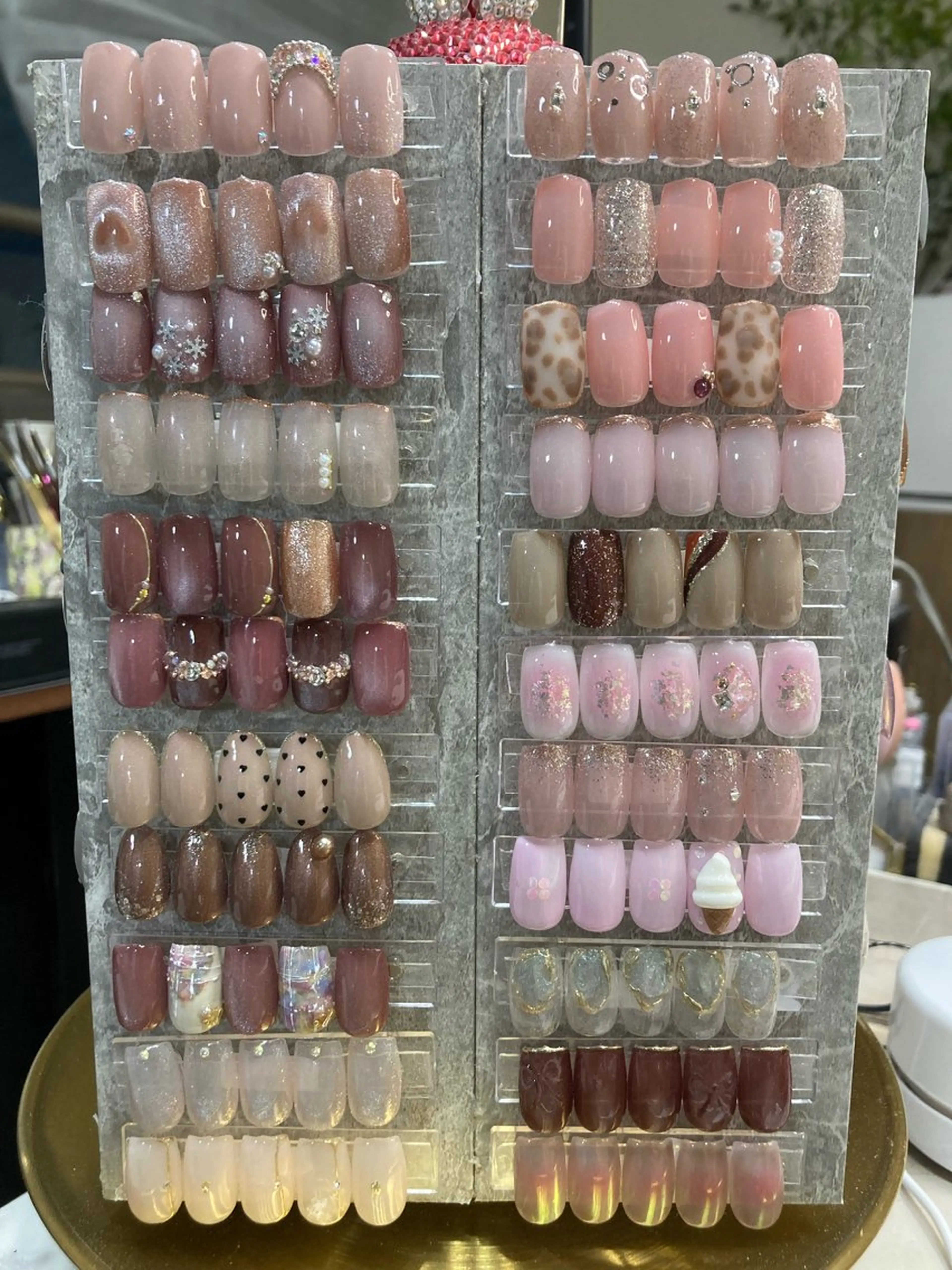 ネイル Legit nail salonのネイルデザイン