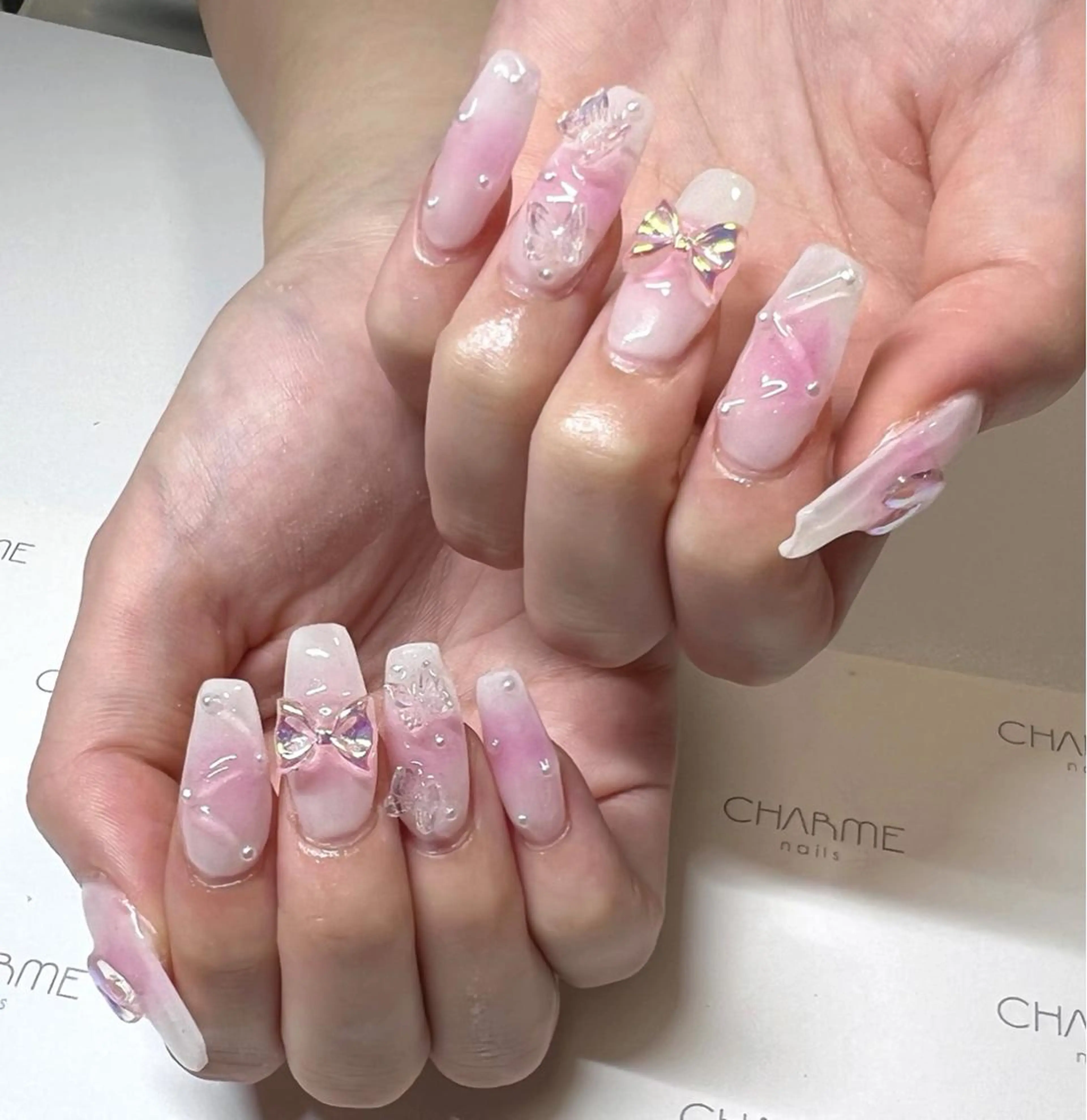 ネイル チークネイル ハンドネイル CHARME 🤎〔RINA〕のネイルデザイン