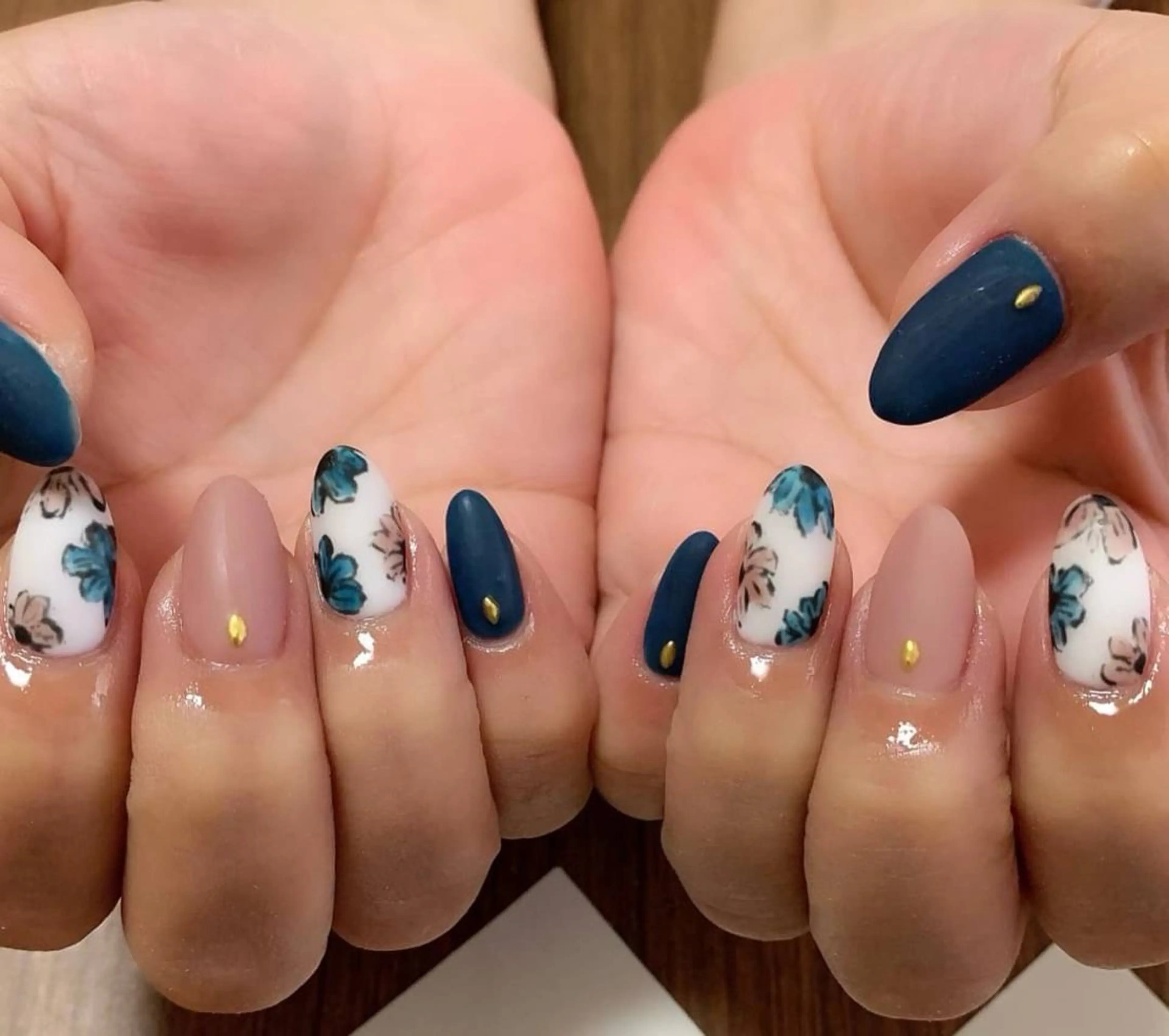 ネイル 持ち込み MHR nailのネイルデザイン