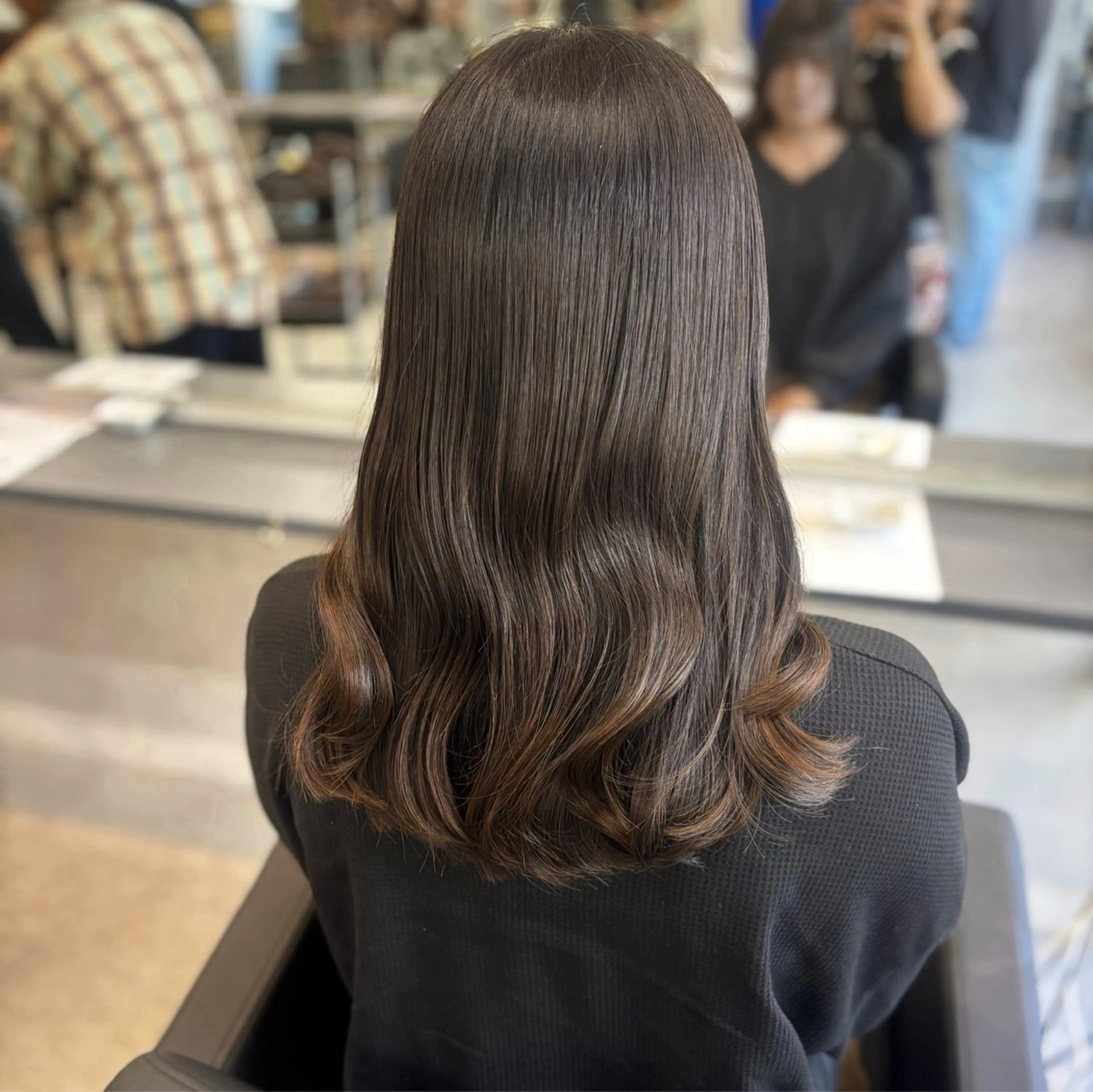 セミロング チサト🍨/仙台 /レイヤー🪽‪🤍のヘアスタイル